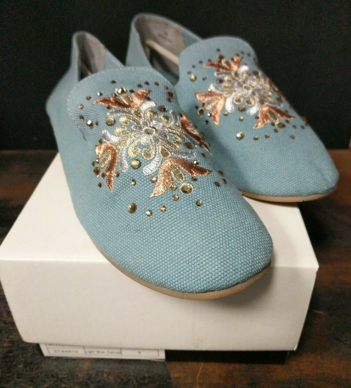 Brand New W Box J. Litvack Women’s Light Blue Embroidered Flats Sz 9 UK 7