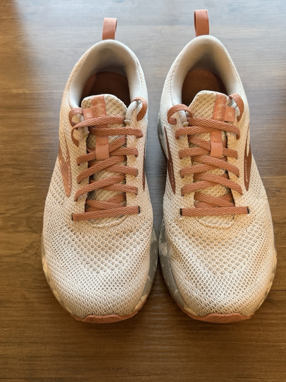 Brooks Revel 5 Women’s Running Shoes Size 8.5 Gray Pink – Read Description