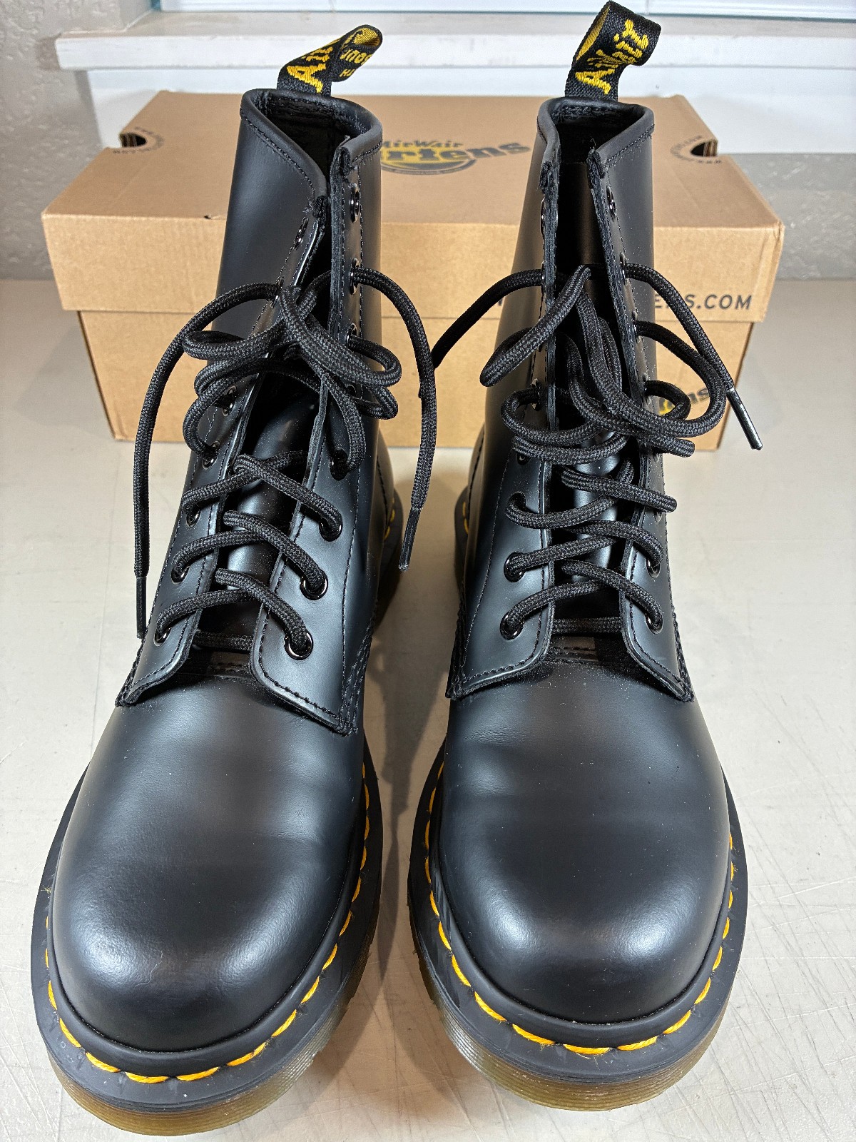NICE! Doc Martens 1460 W Black Womens Boots Size 8 11821006 Smooth Air Wair Dr.