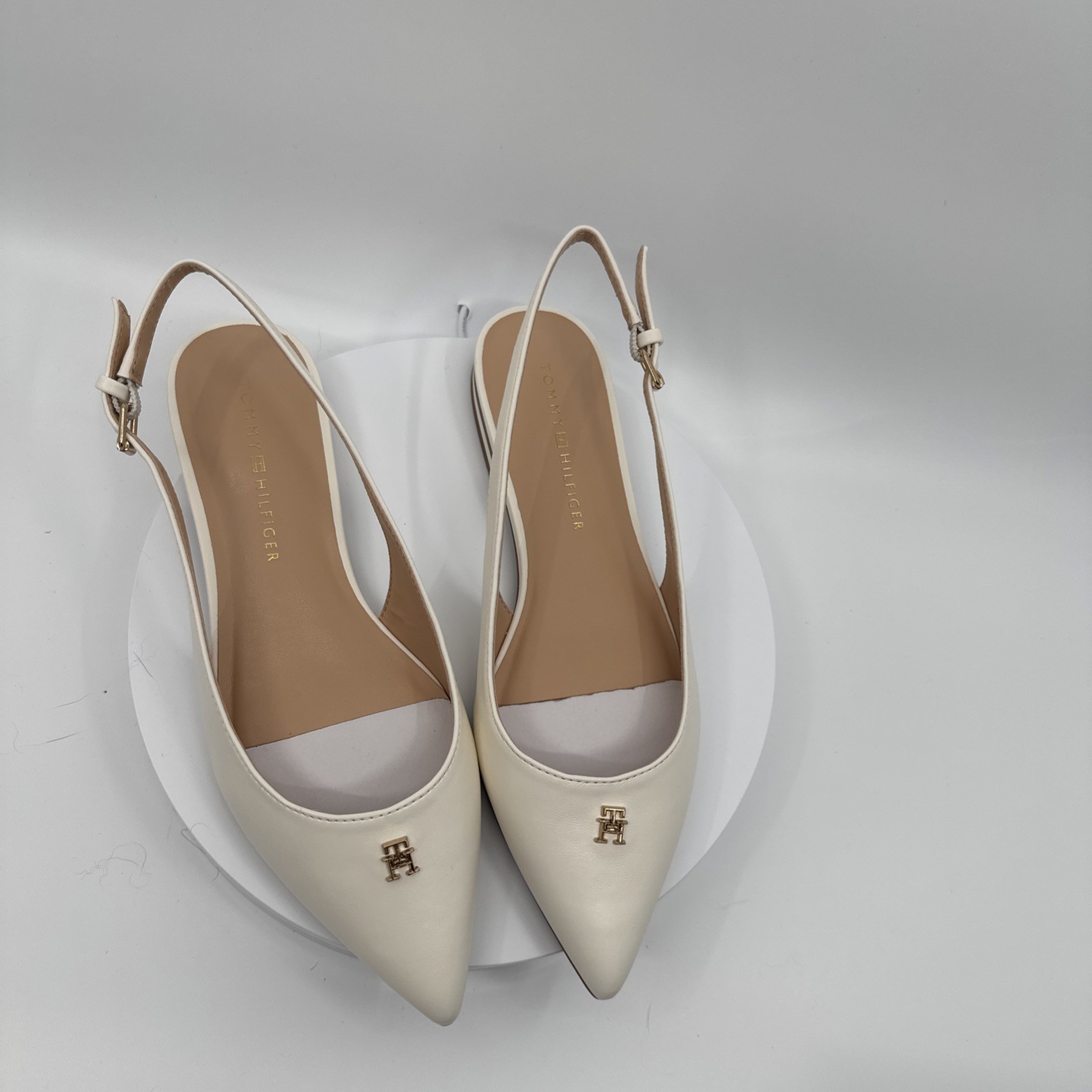 Women’s Tommy Hilfiger Velina Pointed Toe Slingback Flats Ivory