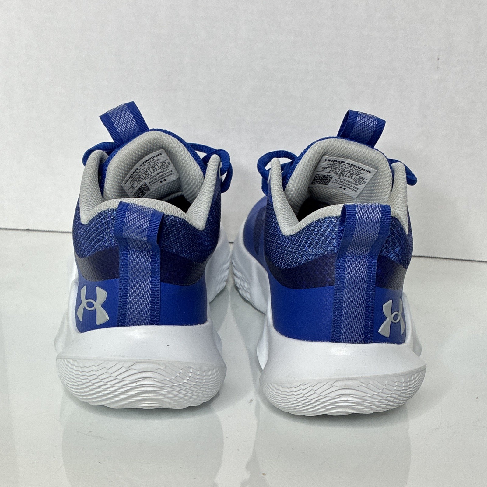 Under Armour Flow Breakthru 3 Women’s Lace-Up Low Top Mesh Sneakers Blue 3025603