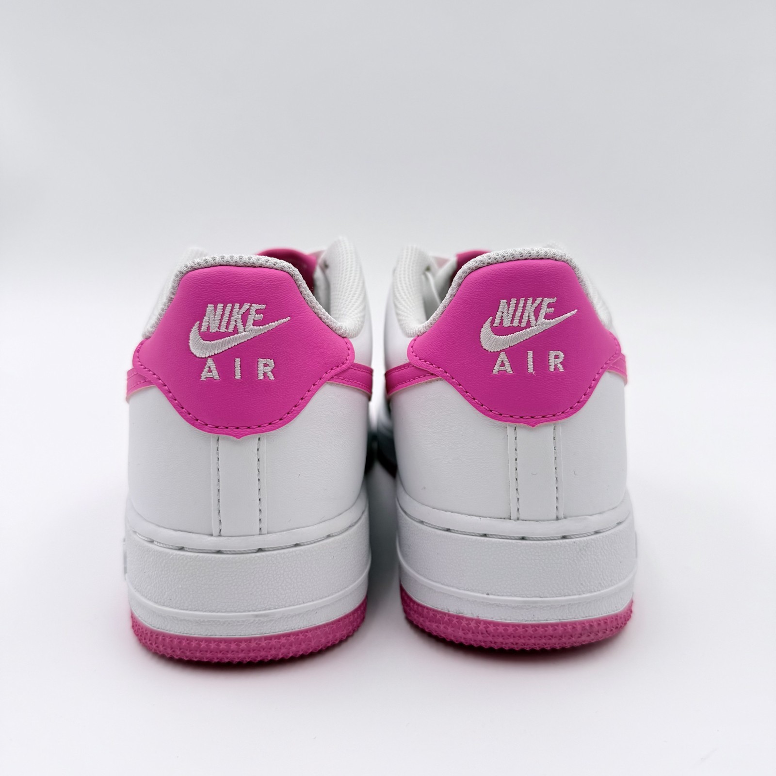 Nike Air Force 1 Low Sneakers Women Size 8.5 Youth 7Y White Pink FV5948-102