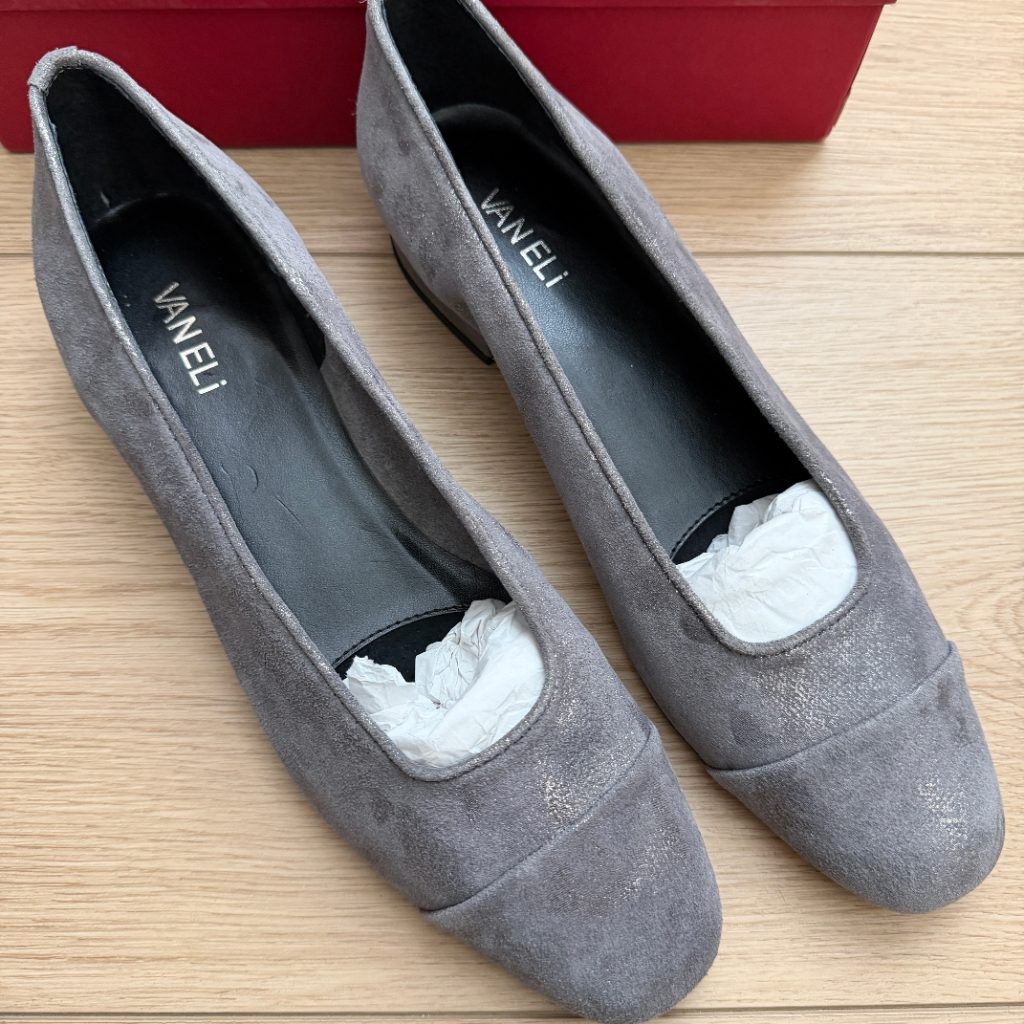VANELi Frankie Womens 10 M Grey Suede Metallic Square Toe Low Heel Pumps