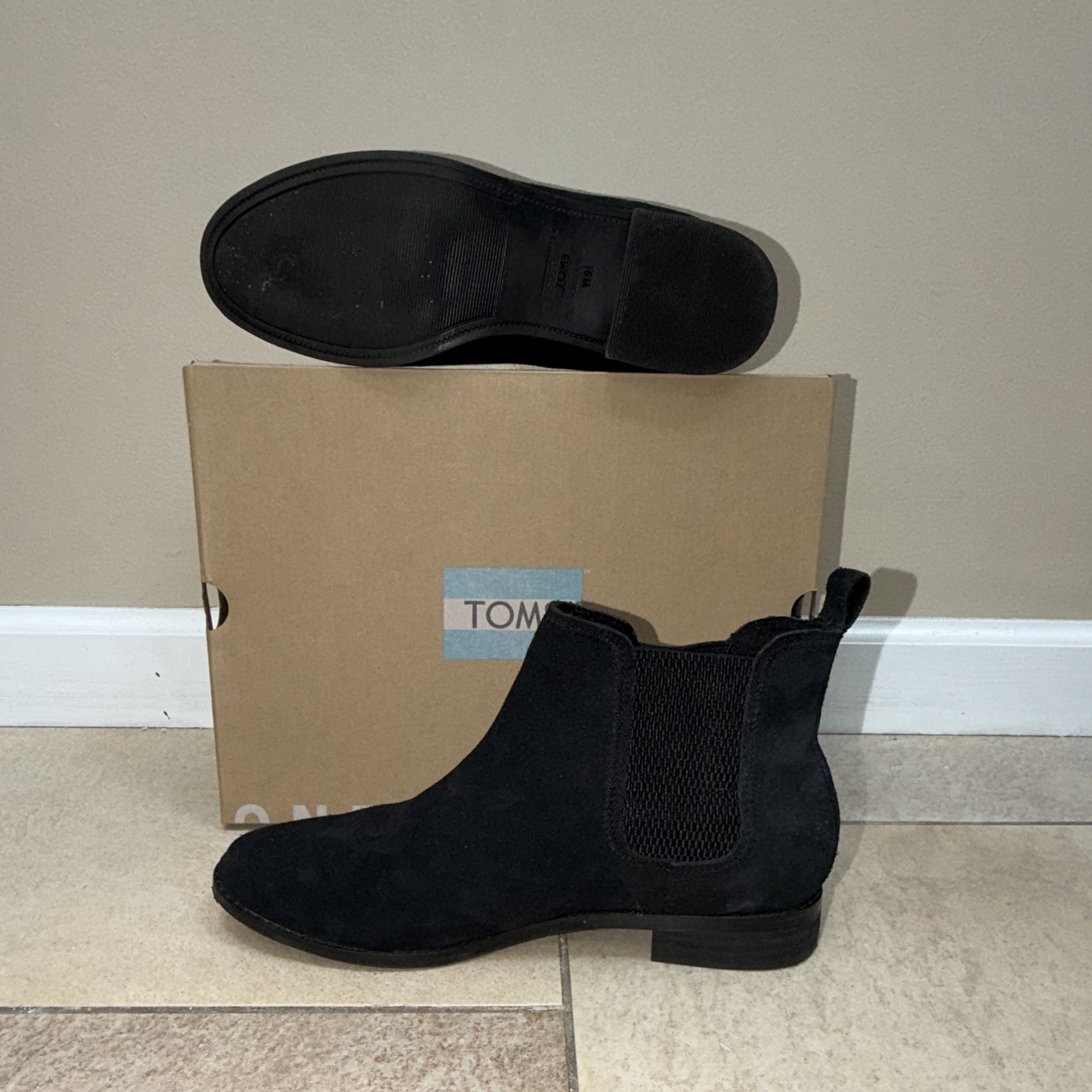 TOMS Ella Black Suede Chelsea Ankle Boot Pull On Pull Tab Women’s US 9.5