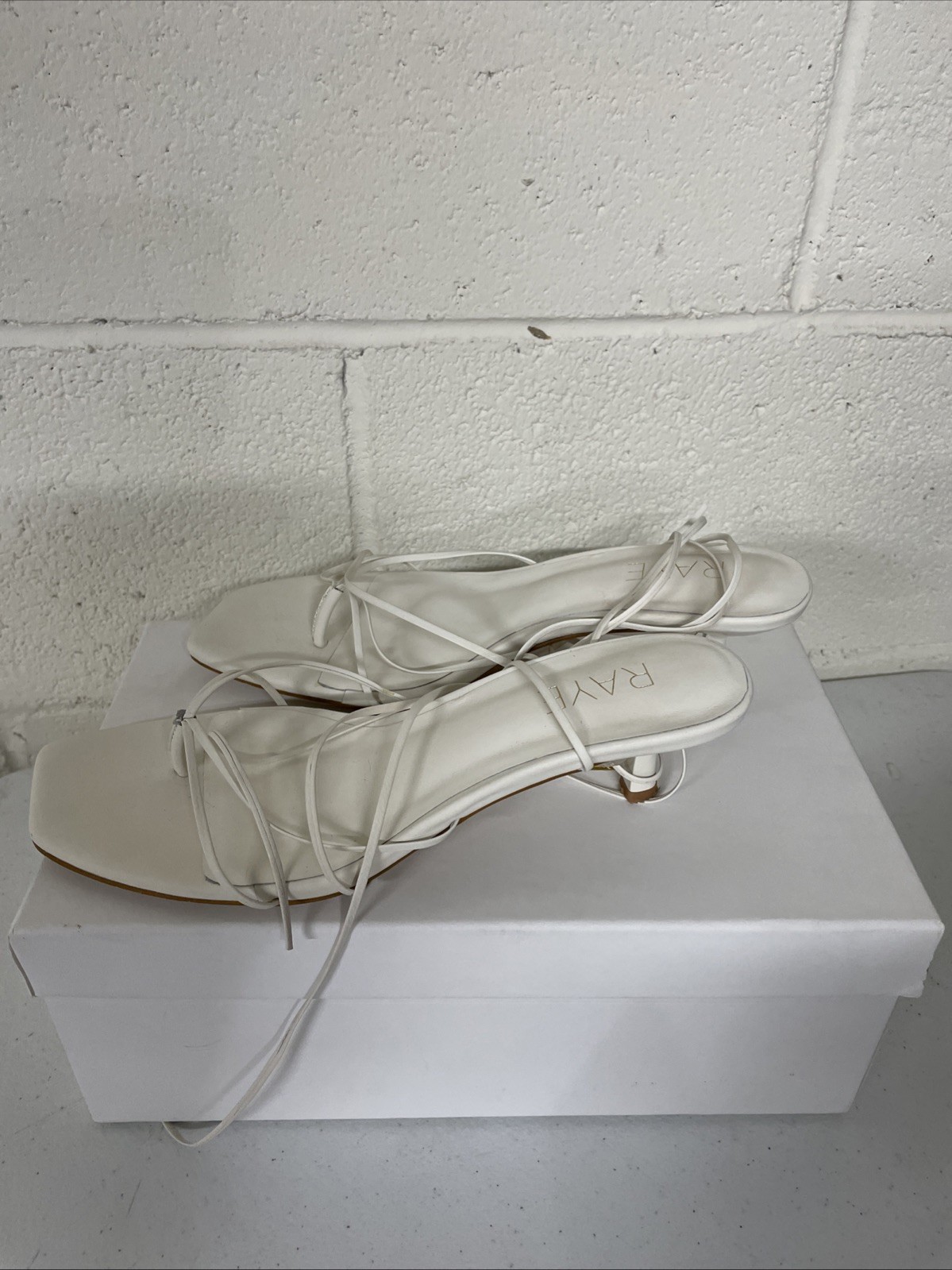 REVOLVE Ray jaden heel sandal white size 6 NIB $168msrp