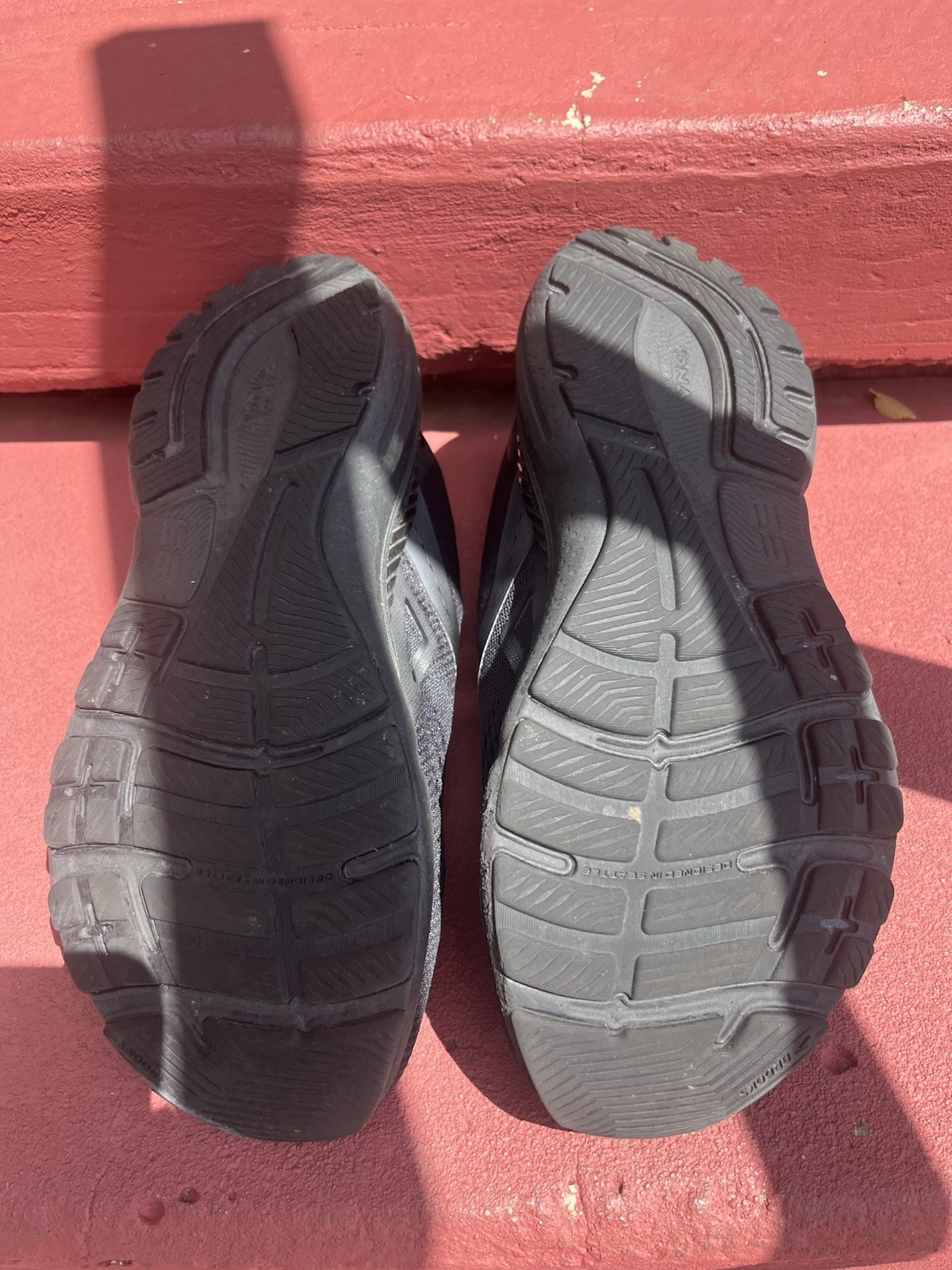 Brooks Adrenaline GTS 23 Women’s Black Mesh Lace-Up Low Top Running Sneakers