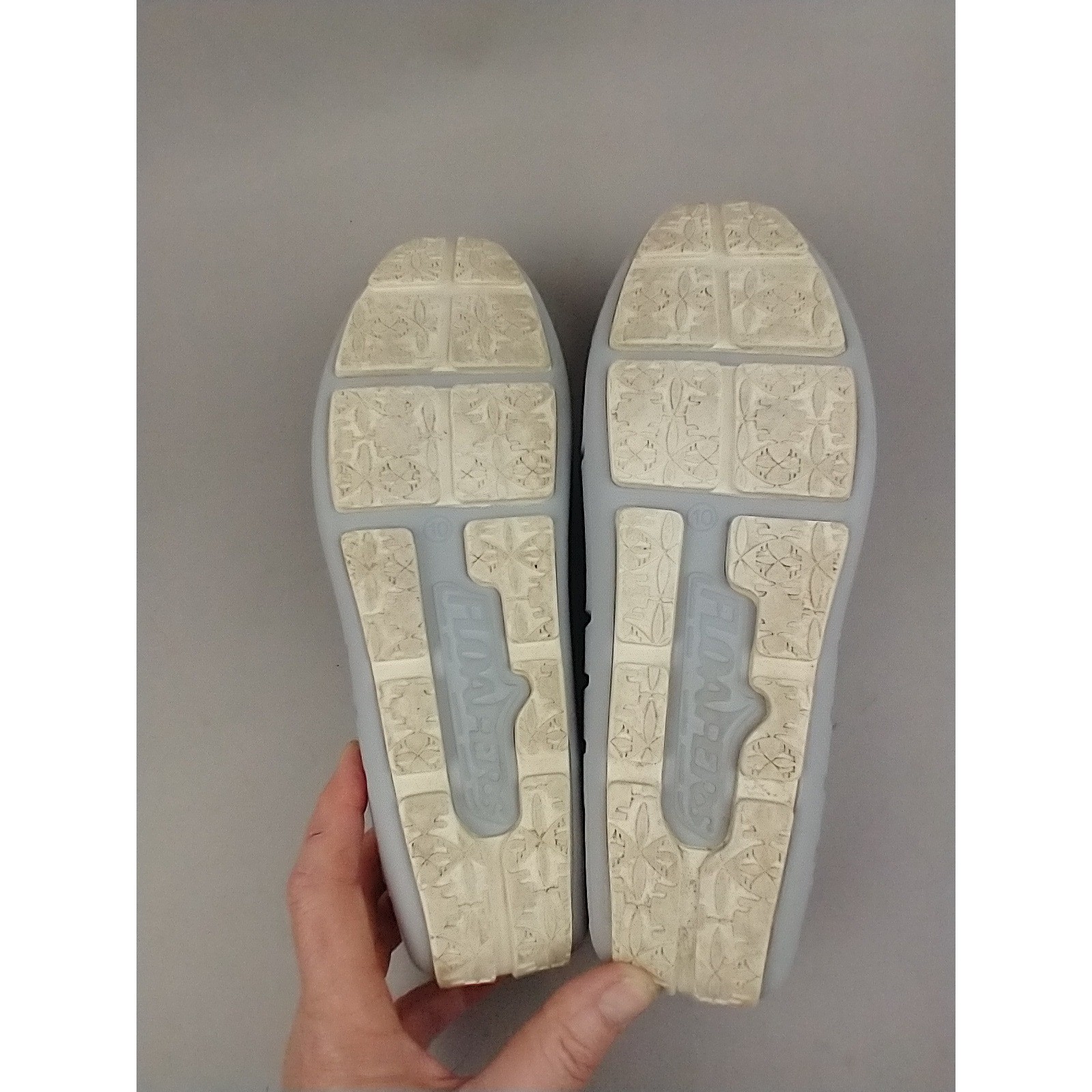 Floafers Country Club Driver Women 10 Light Grey Waterproof EVA Foam Loafers