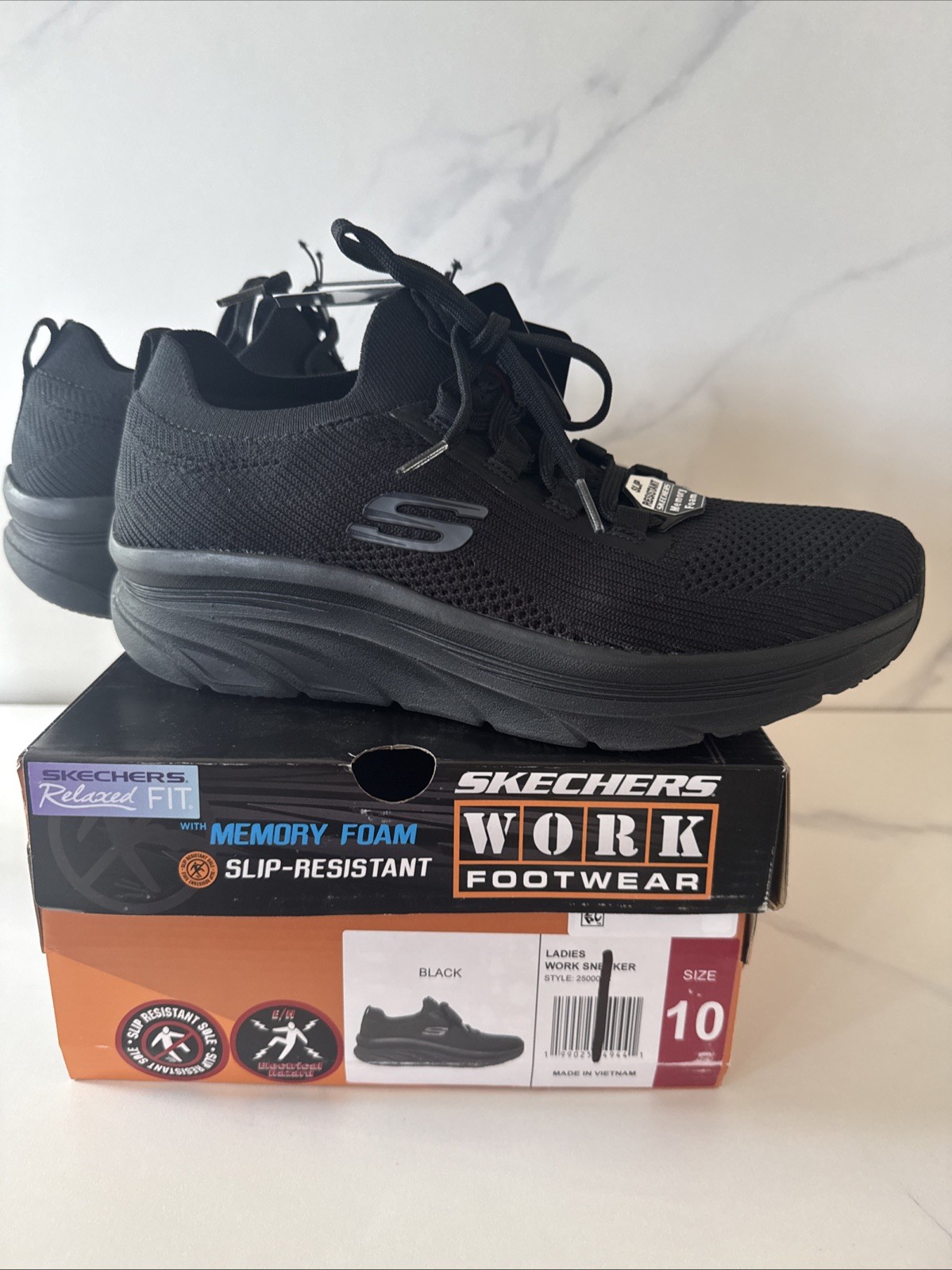 Women’s Skechers Size 10 Work Relaxed Fit Shoes Non-Slip Memory Foam Black NEW