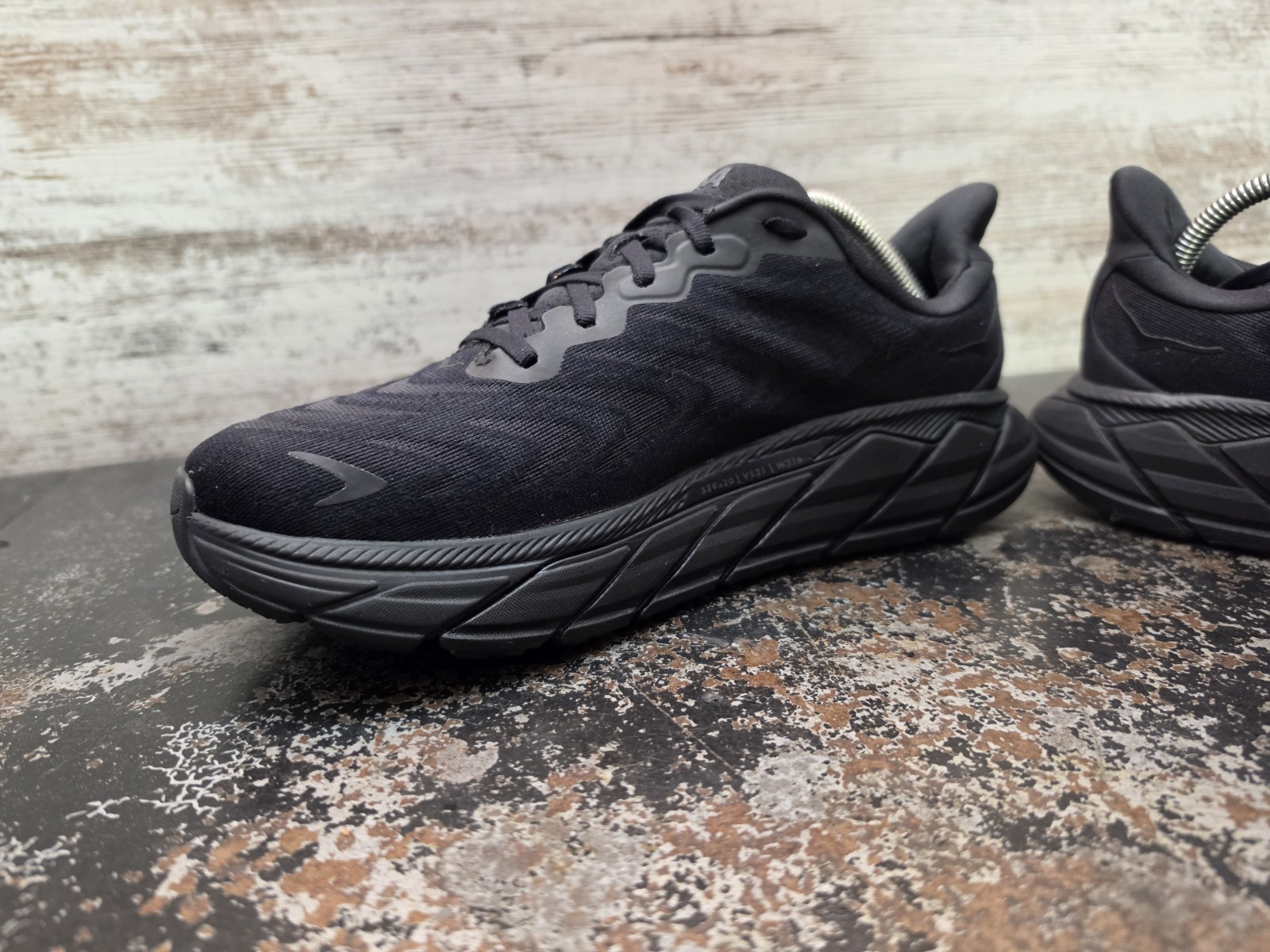 Womens Hoka One One Arahi 6 Running Shoes Sz 10.5 Used Black Mesh
