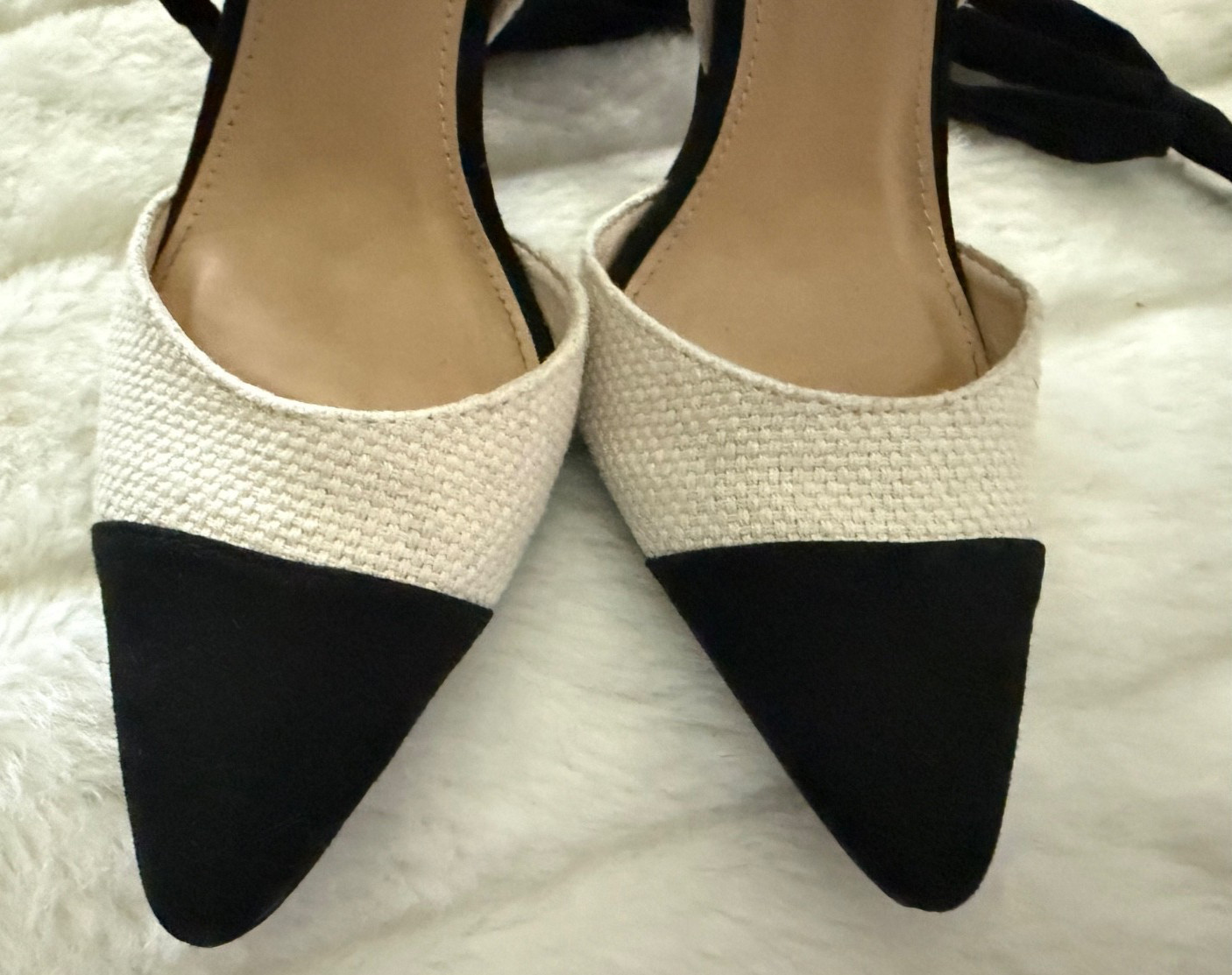 JUSTFAB SIZE 9 Ivory/Black Stiletto Textile Suede Faux Covered Heel Velvet Tie