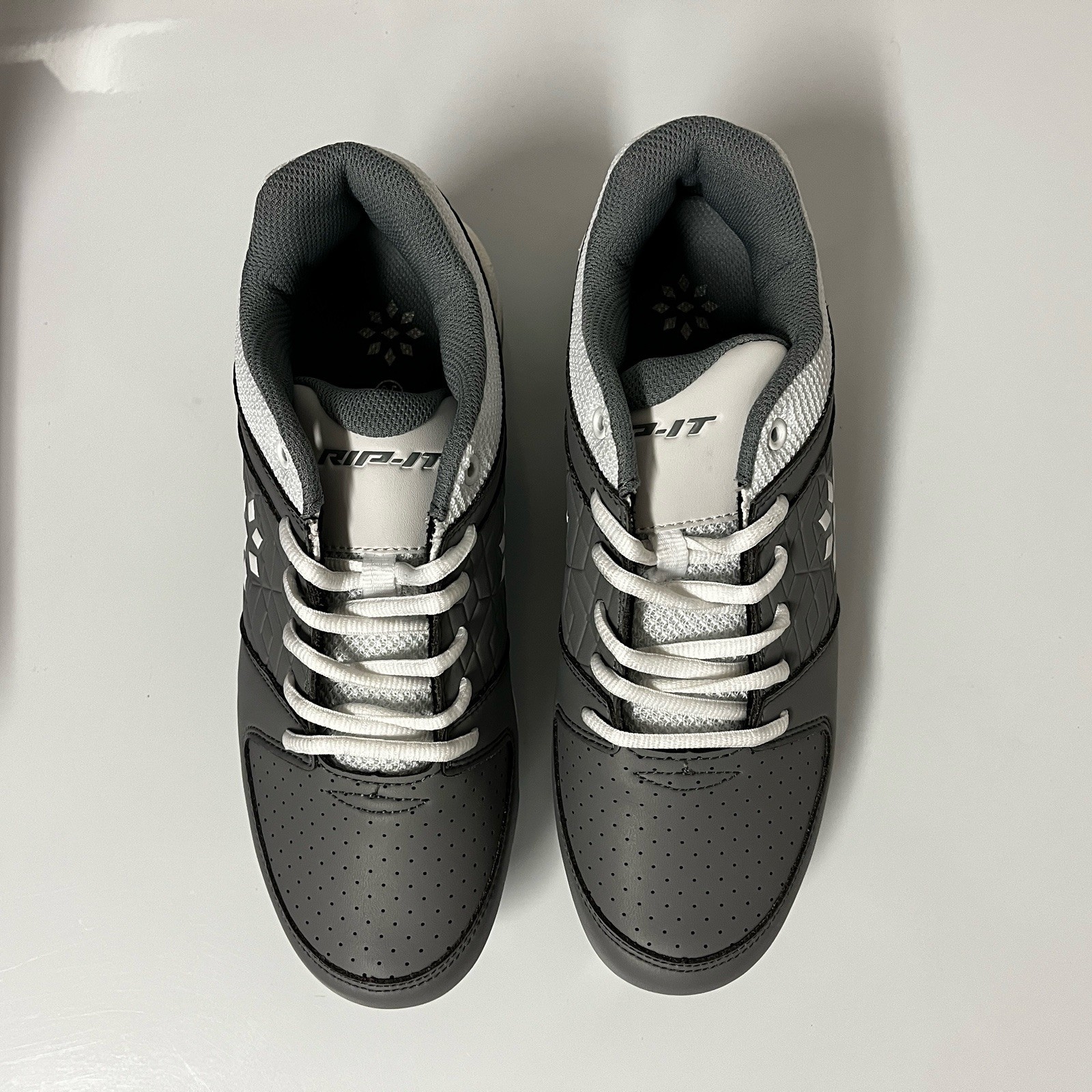 Ringor Rip-It Diamond Softball Spike Charcoal Gray Women’s Metal Cleats NEW $100