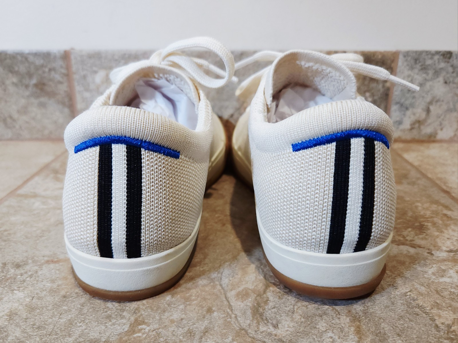 Rothy’s The Lace Up Sneaker Womens Casual Shoes Ivory White Knit Fabric 7 EUC VG
