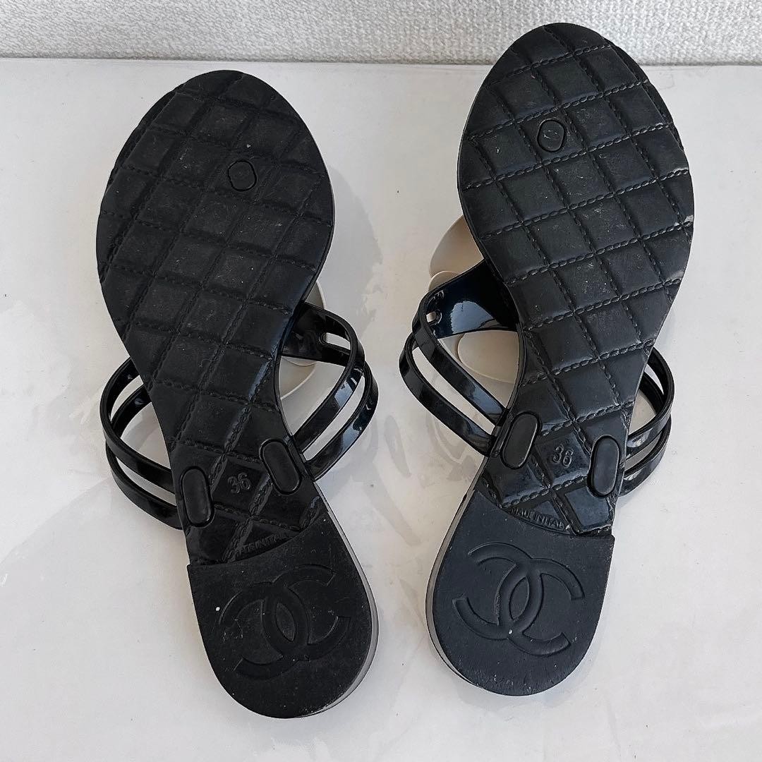 CHANEL Camellia Flat Thong Sandals Size 36 23cm White Black Rubber