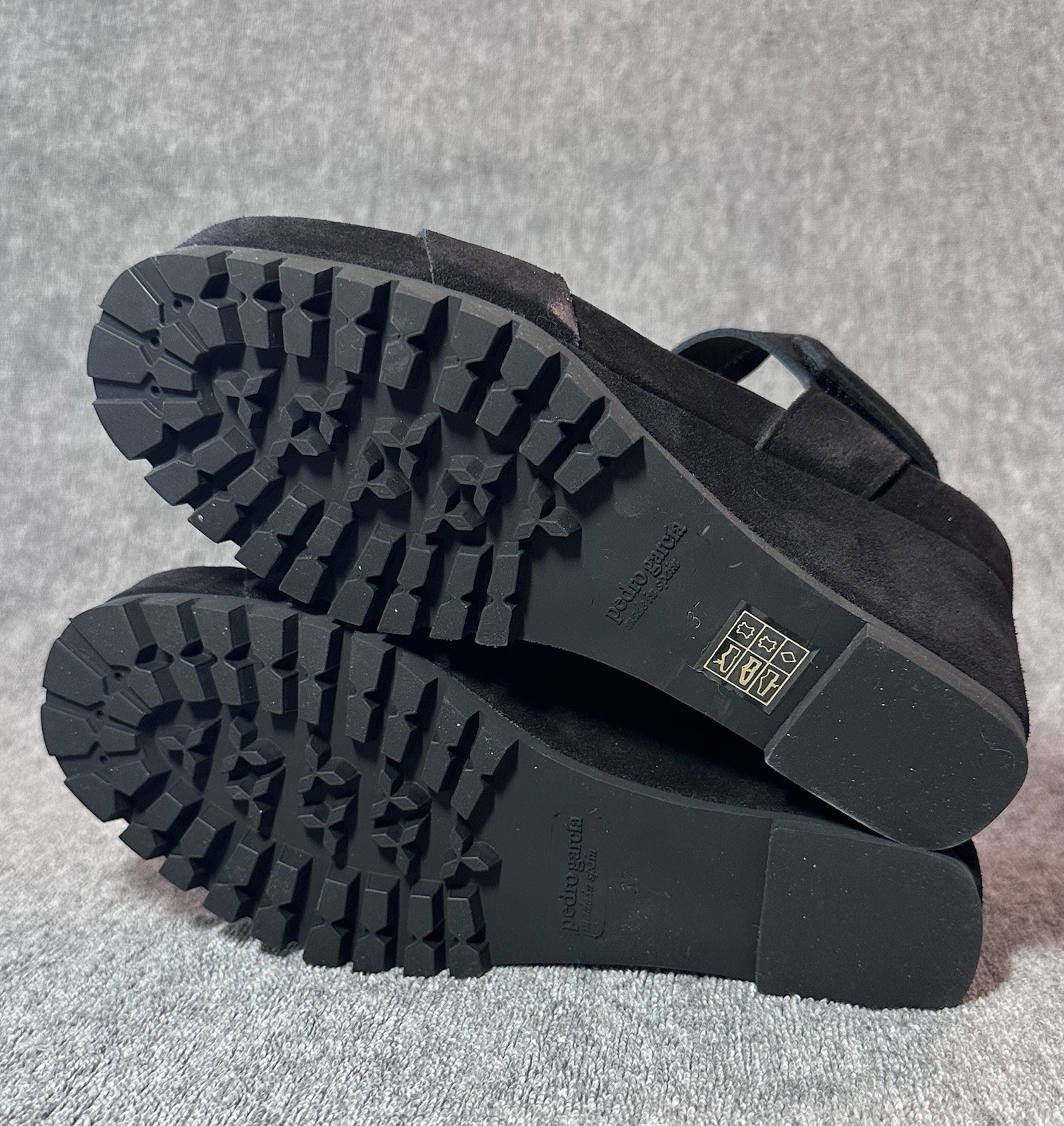 NWB Pedro Garcia Josette Platform Wedge Sandal Black Suede Size EU 37 MSRP $595