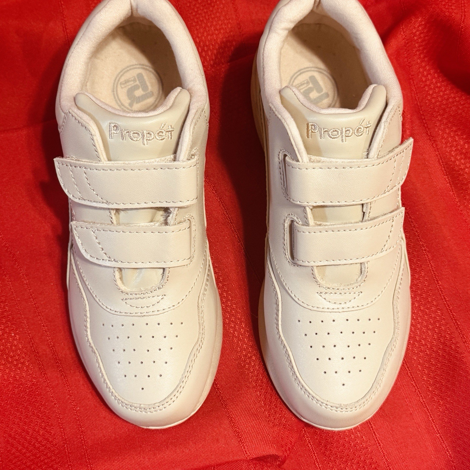 PROPET … Tour Walker Double Strap Walking Shoe … Beige … Woman’s Size 5.5 … NEW