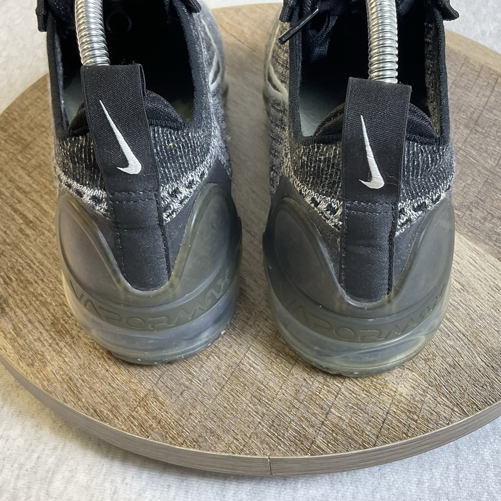 Nike Air Vapormax Sneakers Women’s 7.5 FlyKnit Running Sports Classic DH4088-003