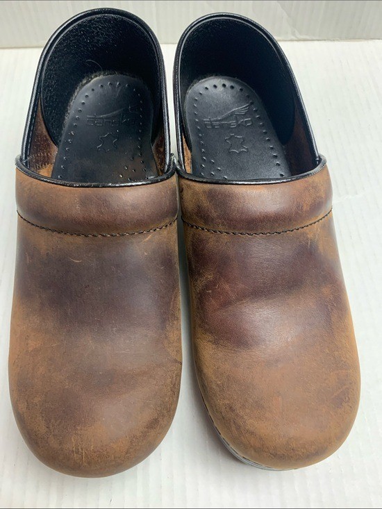 Dansko Professional Oiler Leather Comfort Clogs Distressed Brown Size 38/8