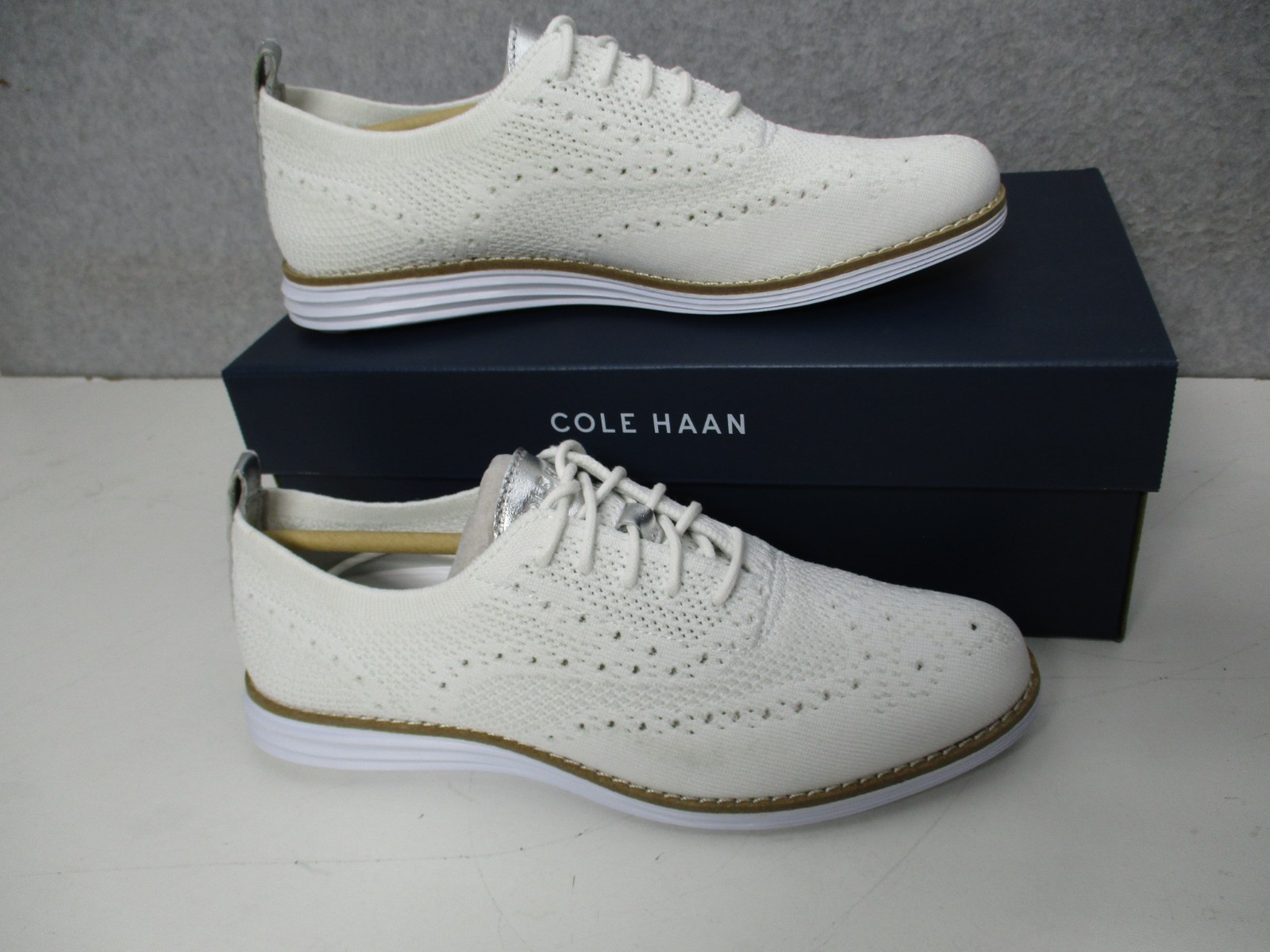 Cole Haan Womens Sz 8 B White OG Grand Stitchlite Wingtip Oxford Knit Shoes