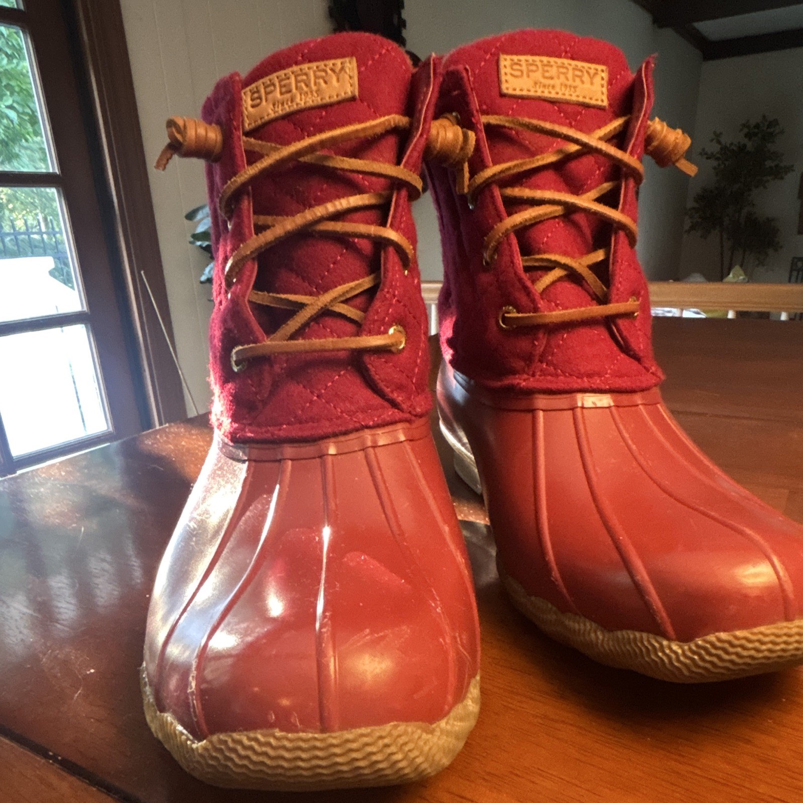 Sperry Women’s Red Lace-Up Quilted Ankle Rain Boots US 11 STS86935