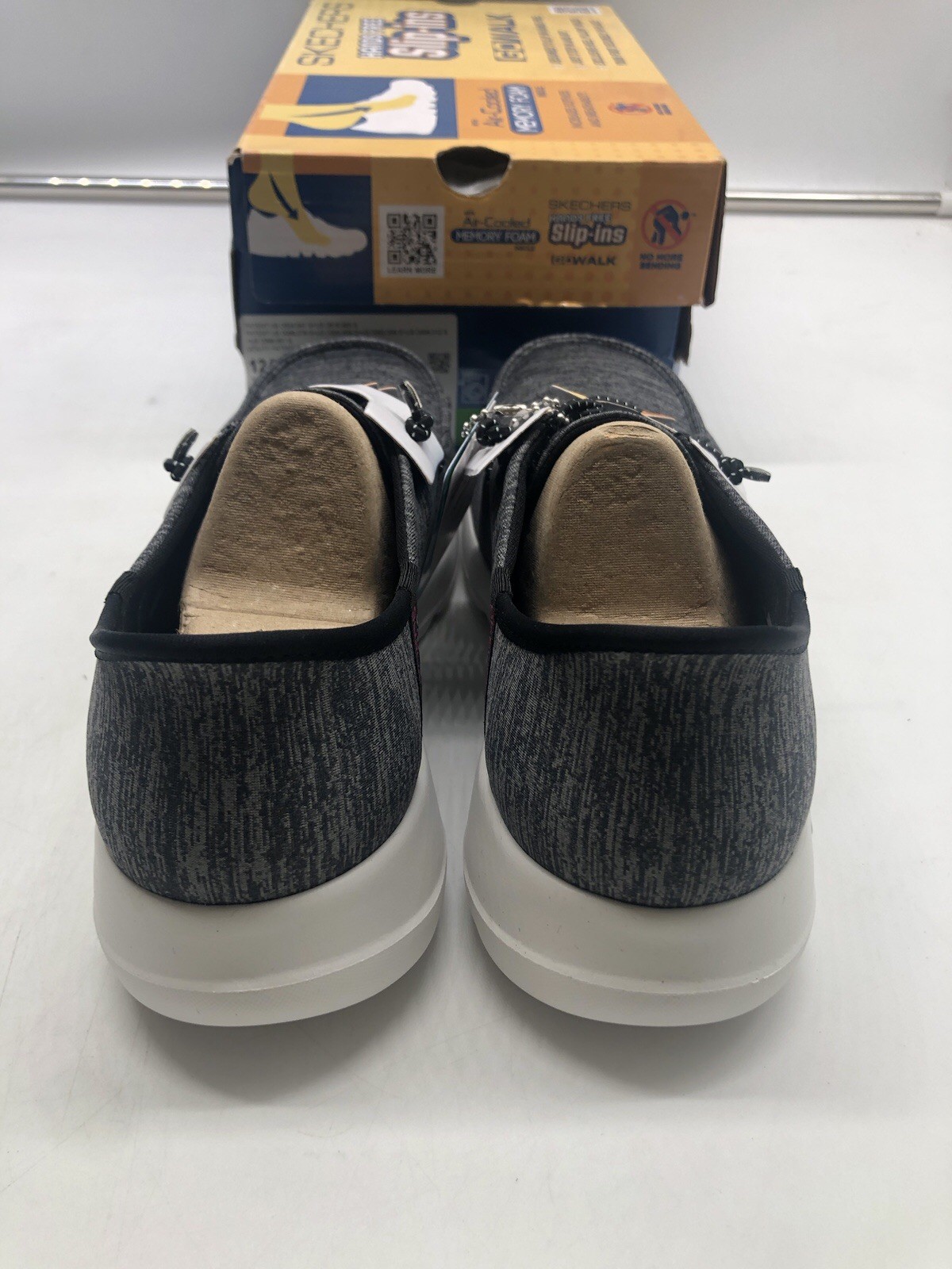 Skechers Go Walk Joy Ibis Black Women’s Athletic Sneaker Size 6.5 New in Box *