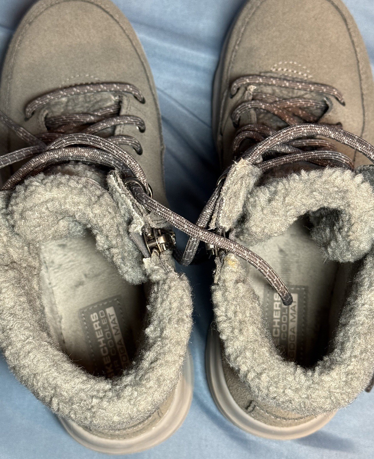 Skechers Grey Side Zip Comfort On The Go Fuzzy Lined Boots Womens 7.5 Adorable!