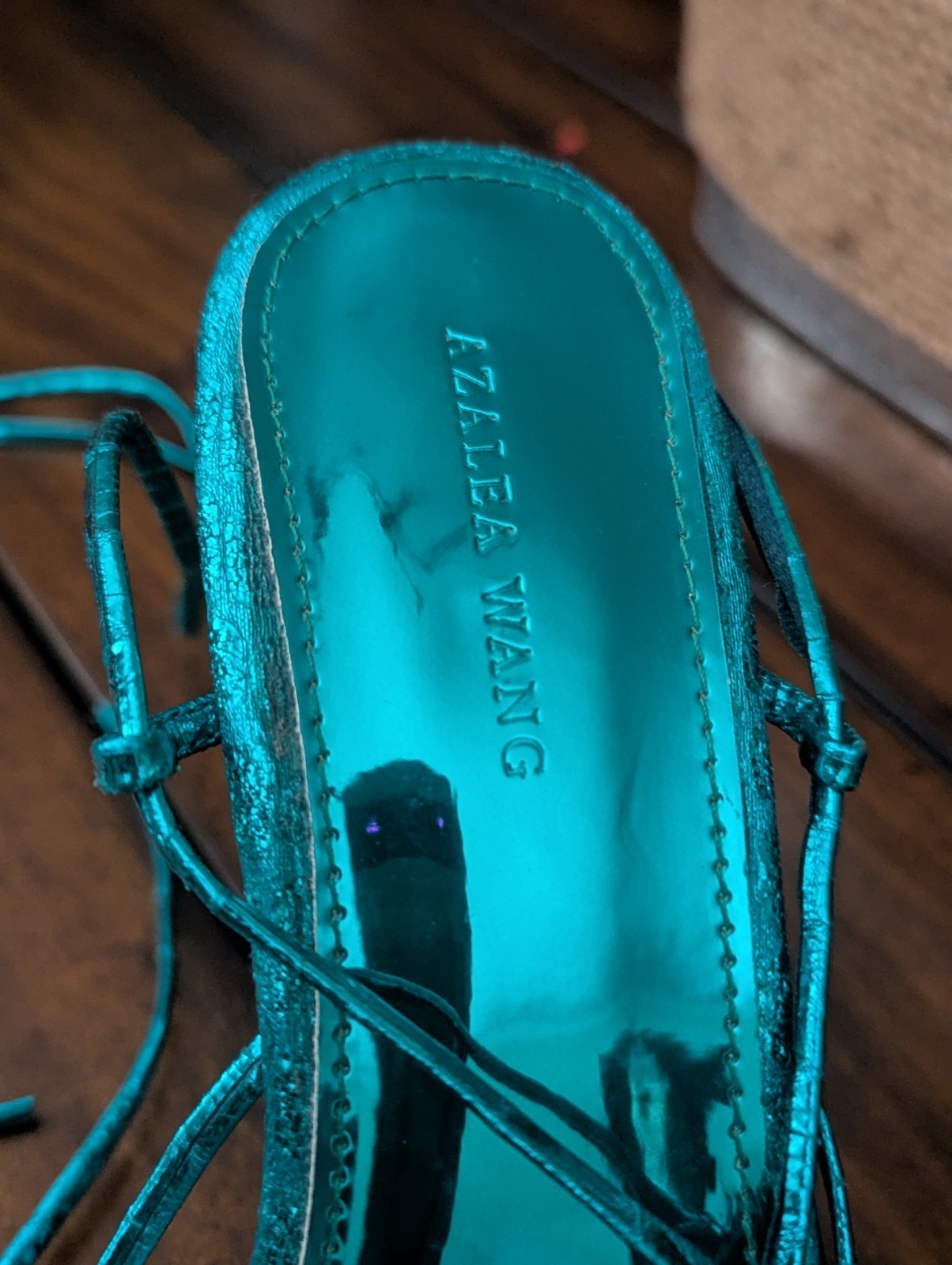 AZALEA WANG Gordo Metallic Green Croc Platform Lace Up Heels – Excellent…
