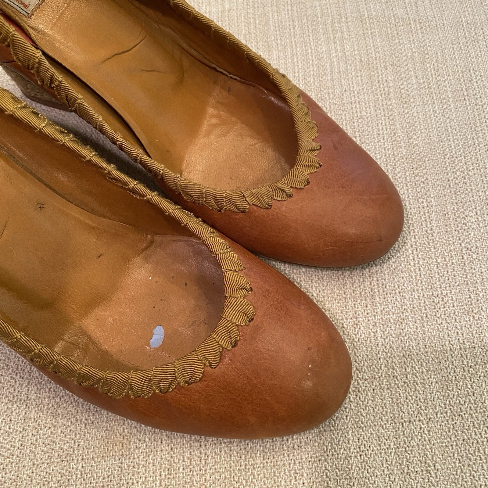 Lanvin Grosgrain-Stitched Leather Wedge Pump Tan Size 38
