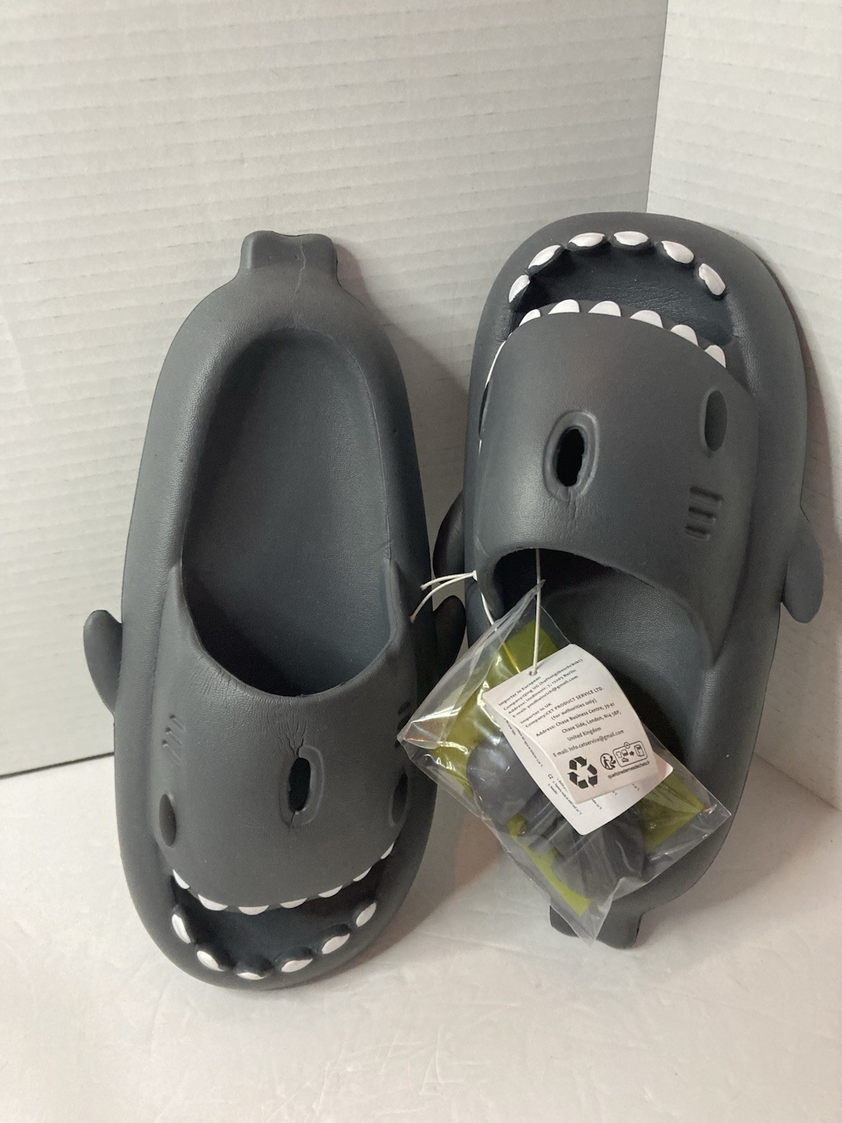 Shark Teeth Flip Flops Size Slides 36-37 Women’s size 7