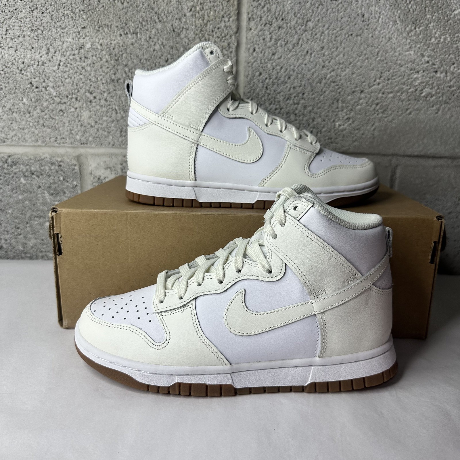 Nike Dunk High Shoes White Sail Gum WOMEN’S Sz 5.5 DD1869-109
