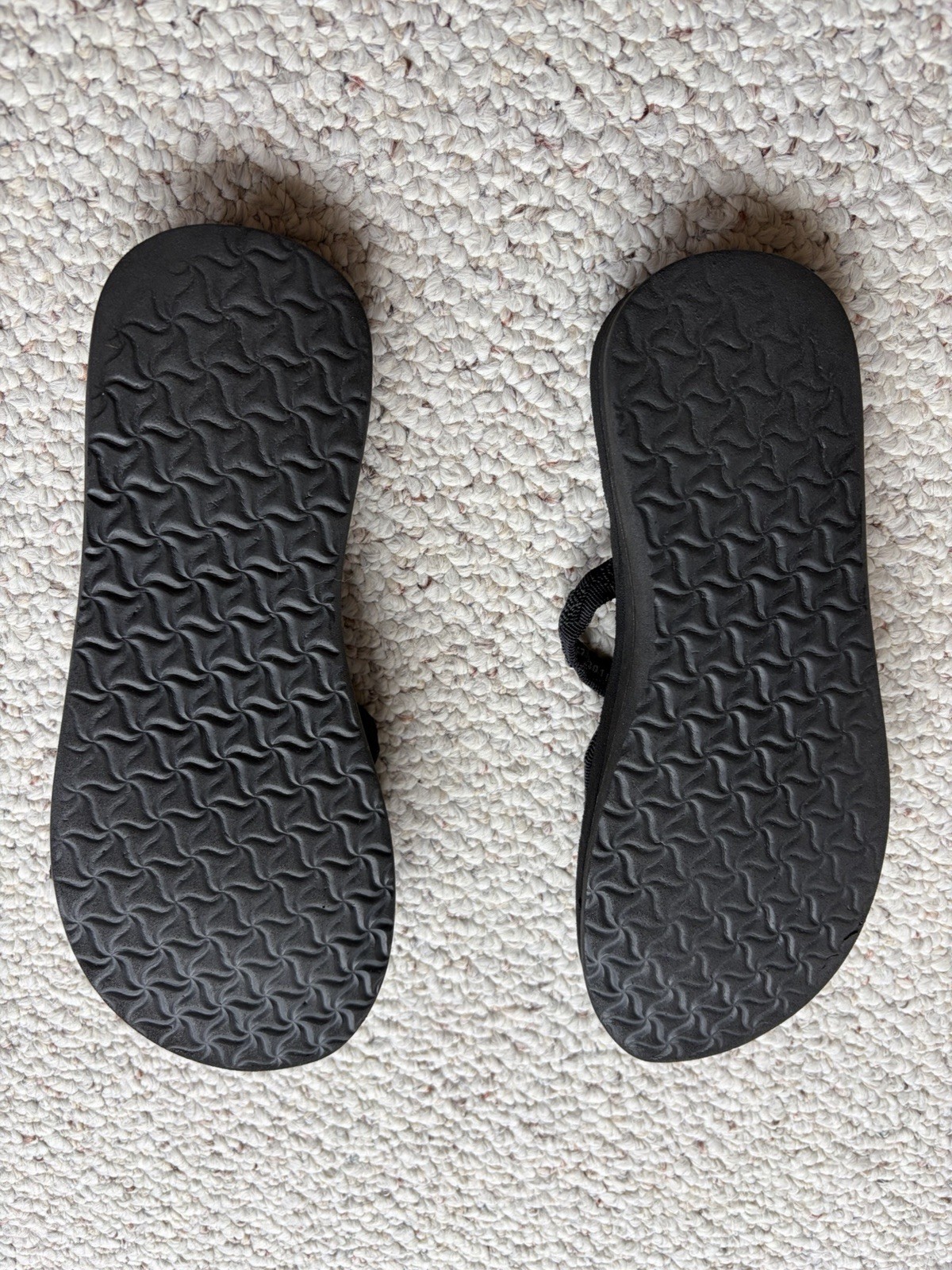 Teva Mush Olawahu 6840 Flip Flop Thong Sandals Womens Size 7 All Black