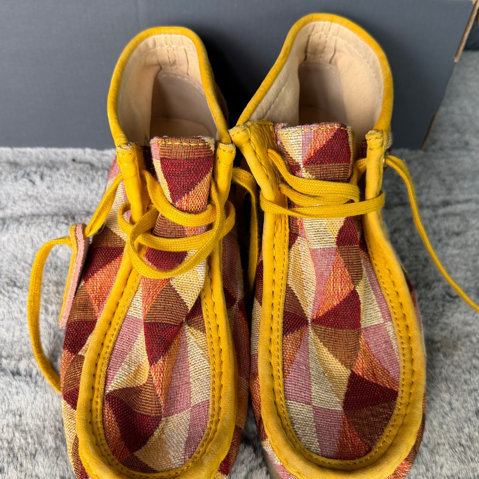Clarks Originals Wallabee Boot Yellow Geometric Jacquard Textile Womens 10