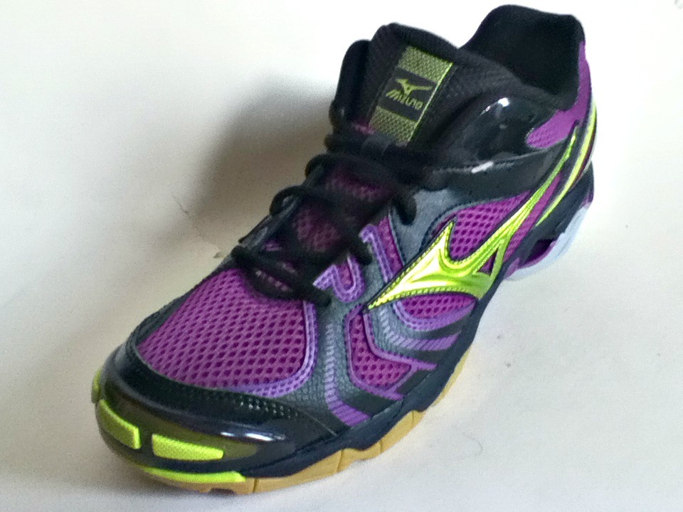 AUTHENTIC MIZUNO WAVE BOLT 2 9KV-38669
