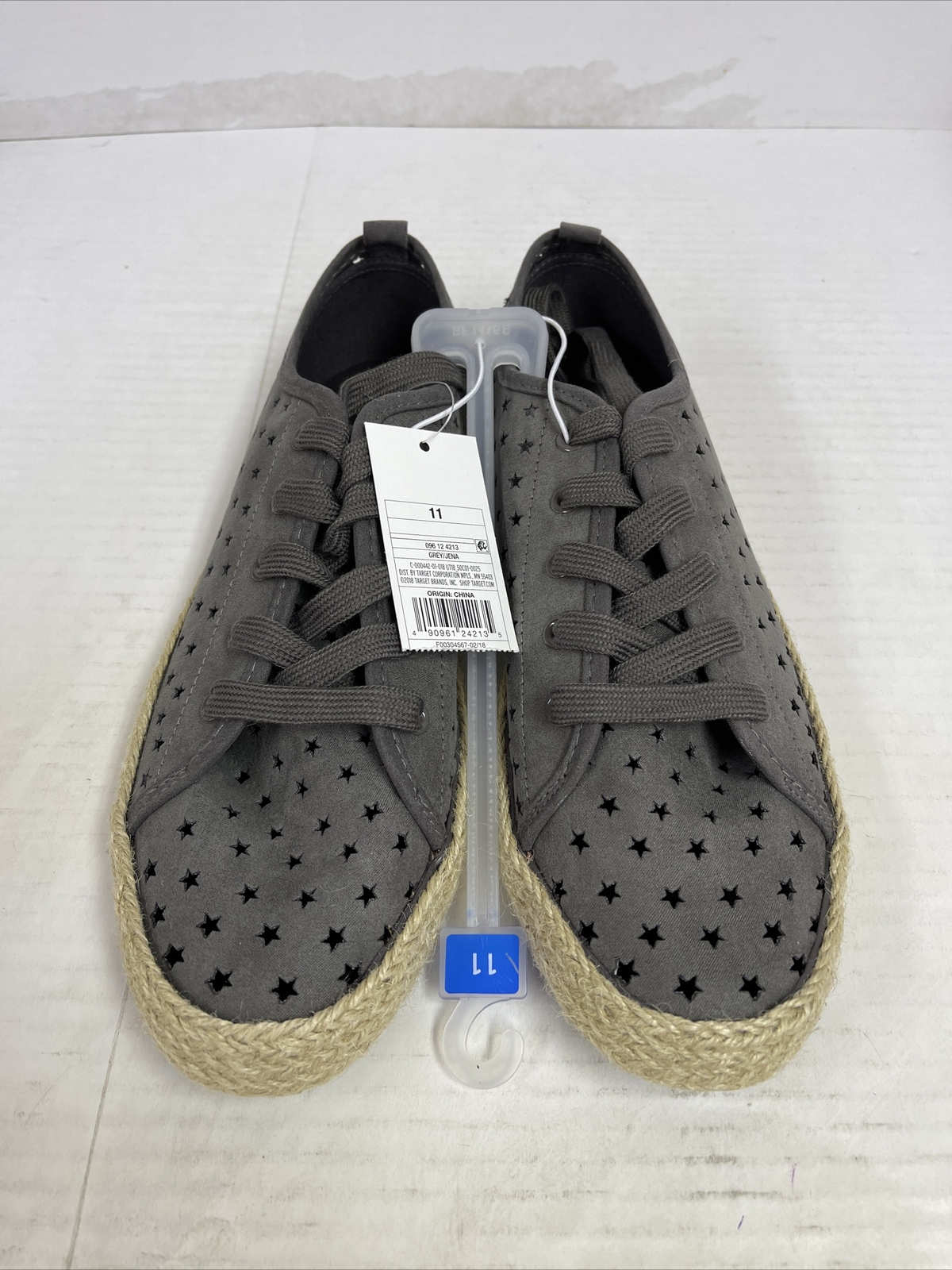 Universal Threads Womens Size 11 Gray Jena Espadrille Star Cut-Outs Sneakers