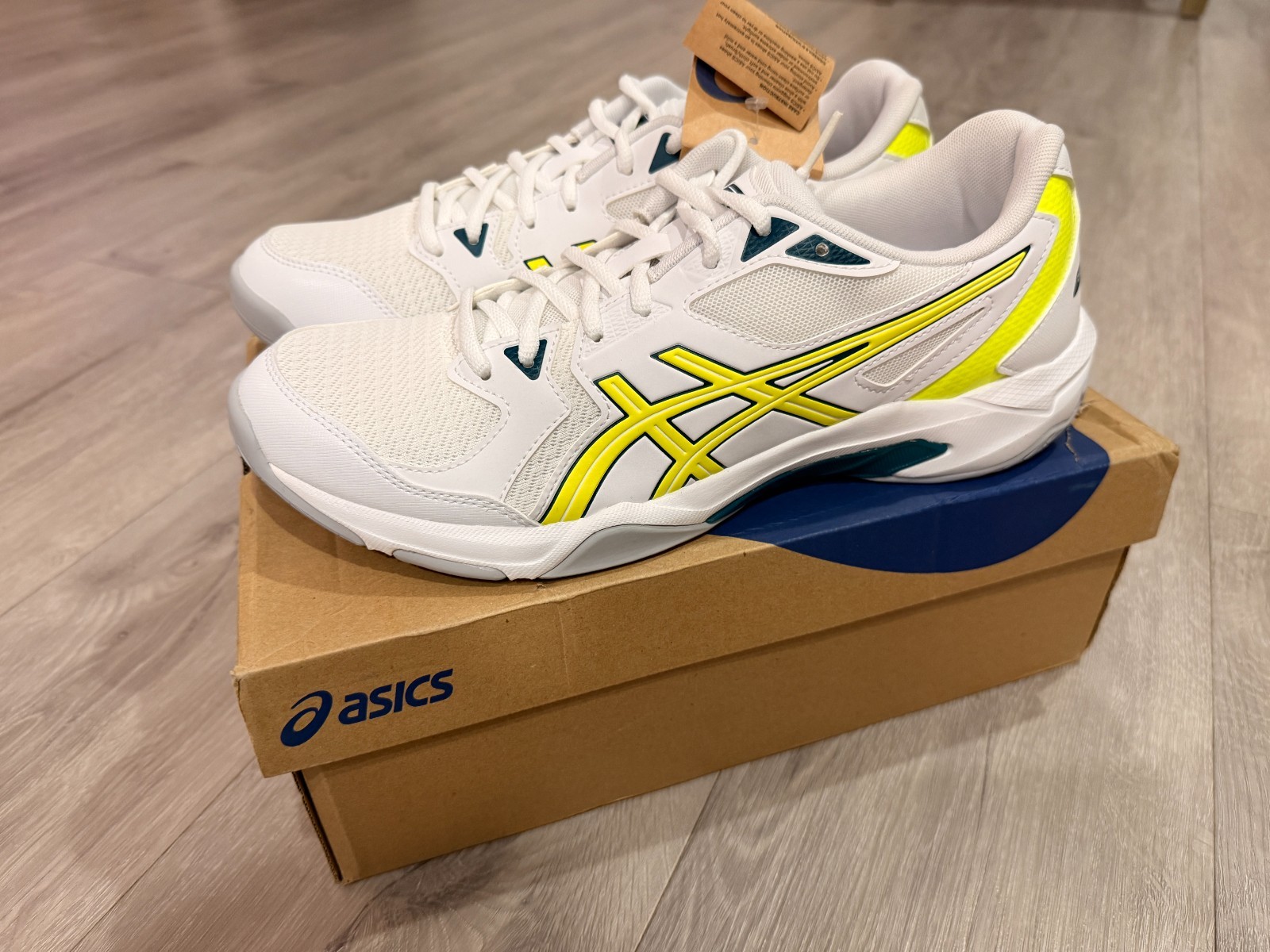 New ASICS Women’s Gel-Rocket 10 Pickleball, Volleyball Shoes – US Size 12