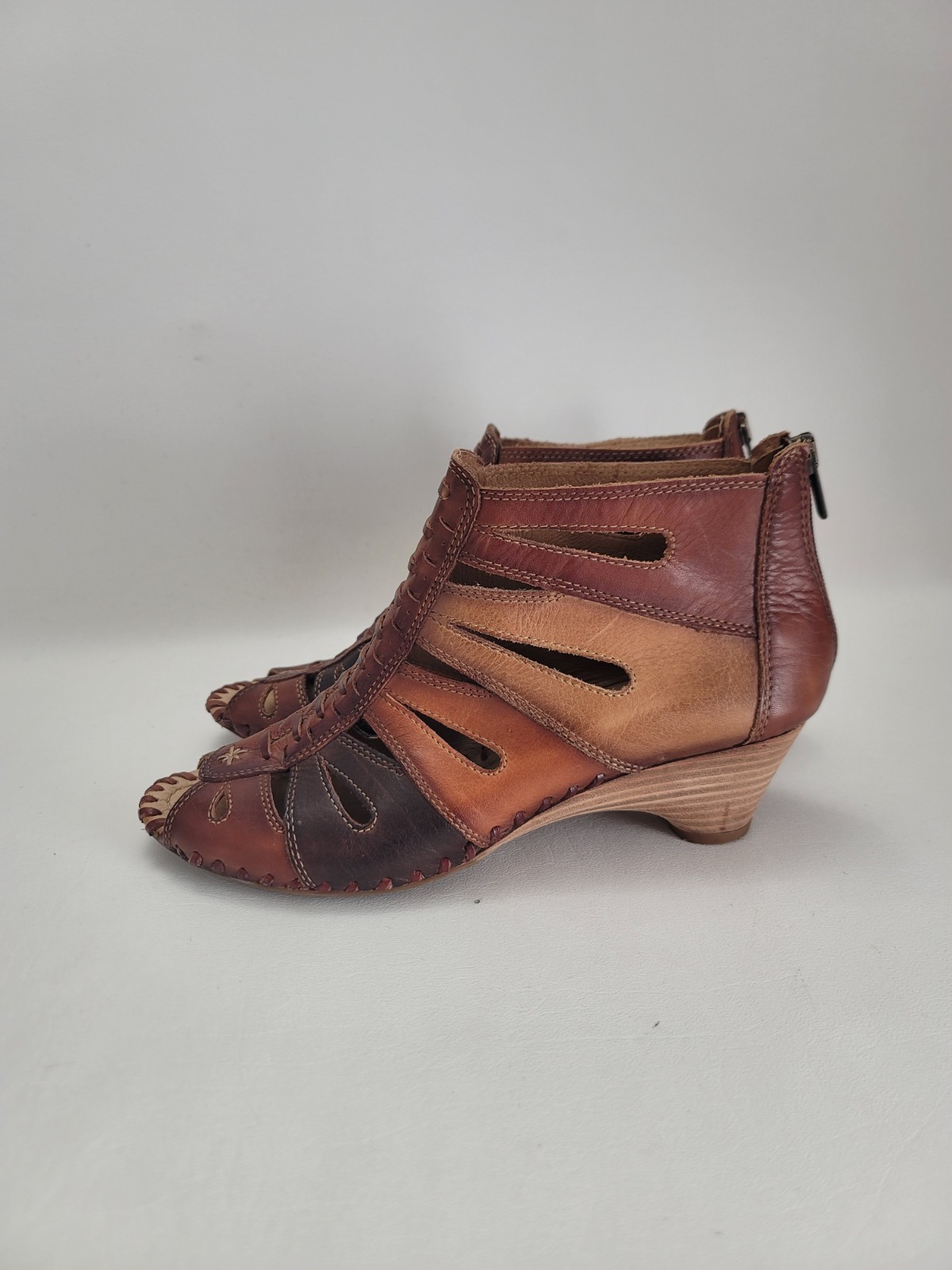 Pikolinos Cutout Leather Heels Booties EU 40 US 9 Spain Brown Heel Casual Travel