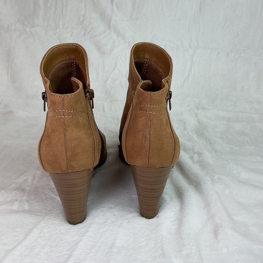 Ruff Hewn Tan Vegan Suede Wedge ZIP UP Booties size 9 WORN ONCE