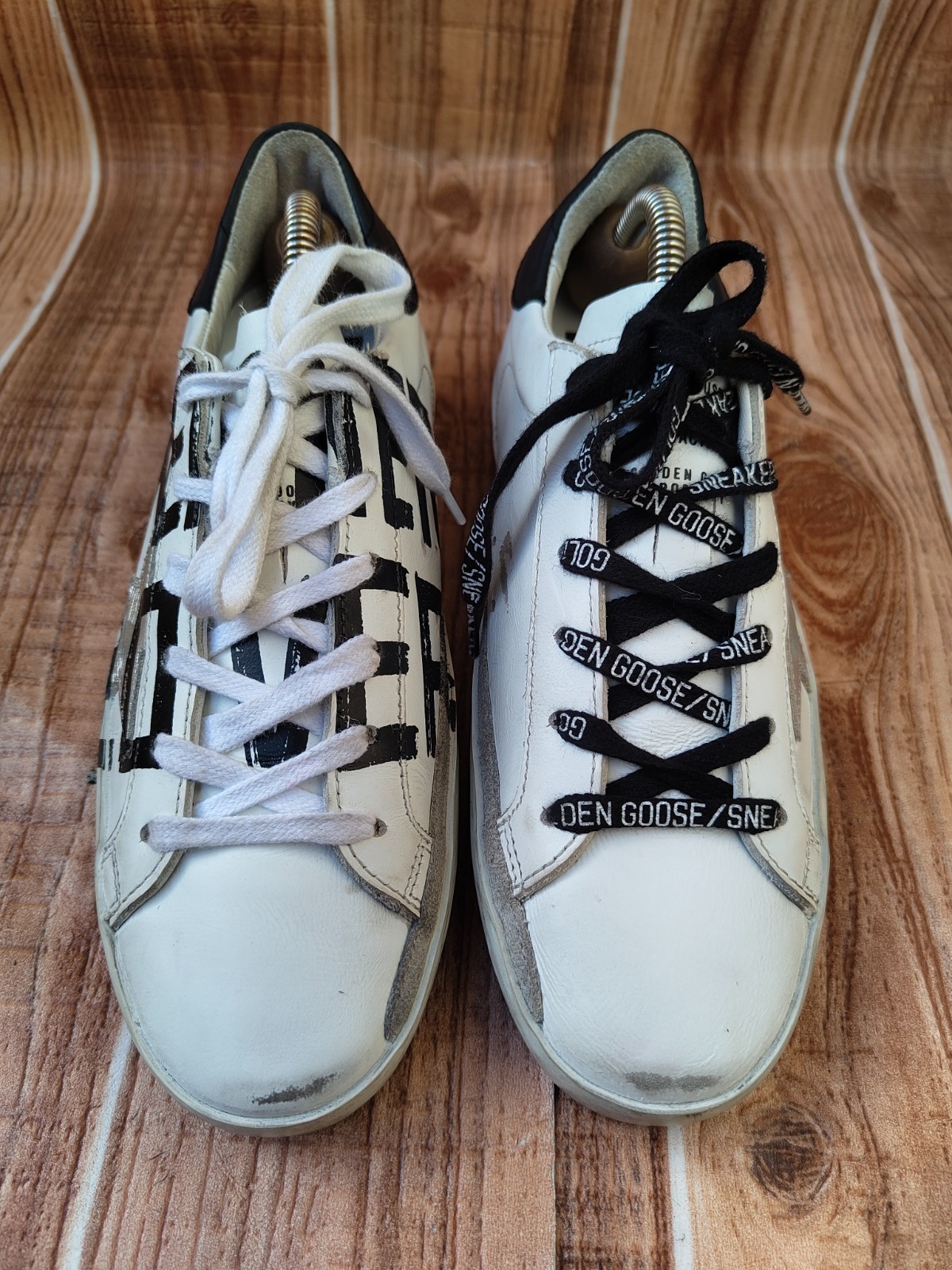 Golden Goose Superstar White Leather Graffiti Low Trainers EU 37 US 7