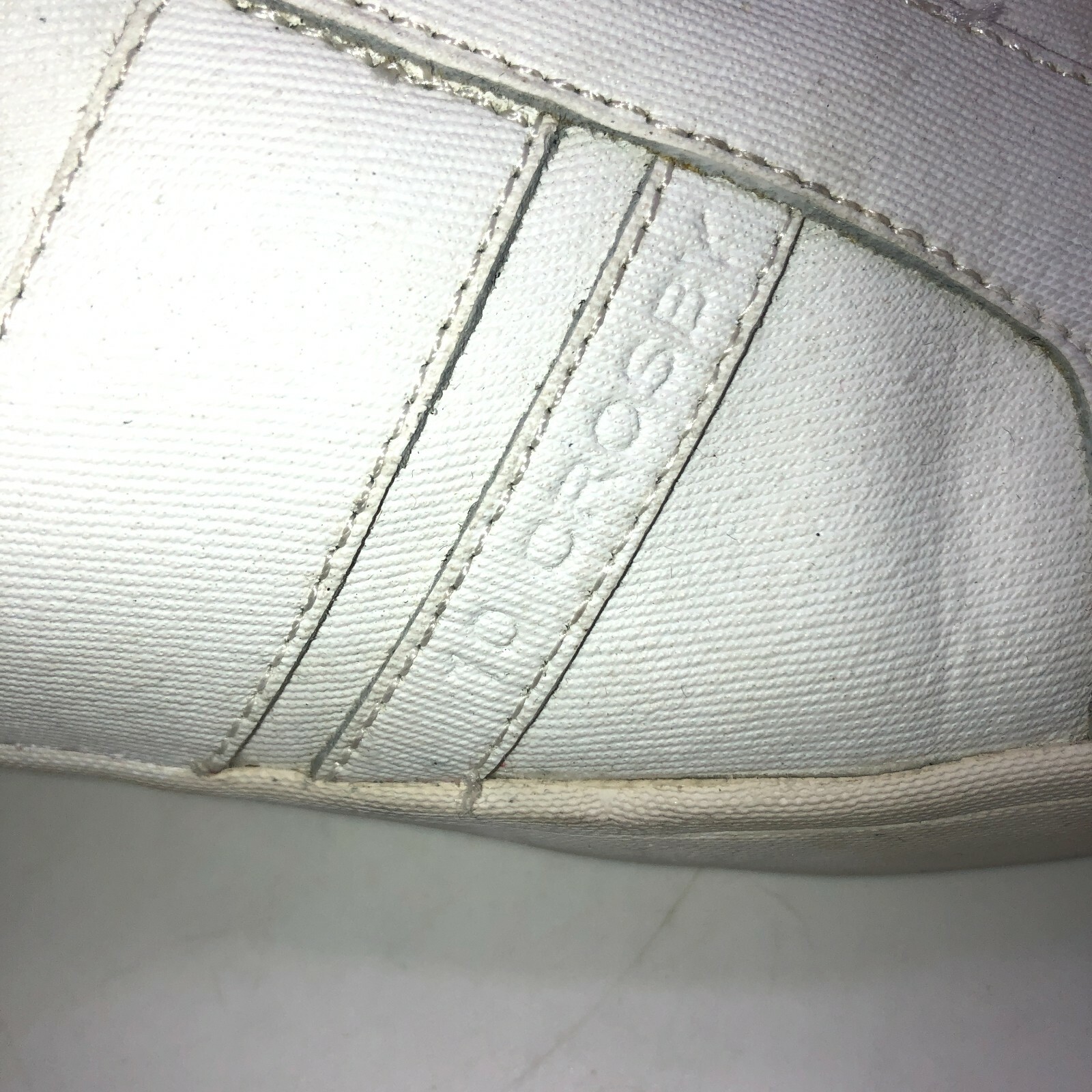 Derek Lam 10 Crosby Laurel Size 8 White Leather Slip on Athletic Sneakers Shoes