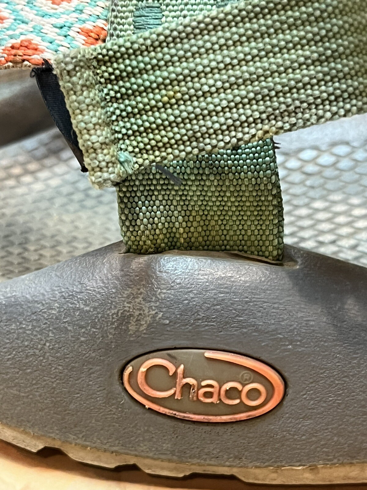 Chaco Z2 Vibram Sports Sandals Classic Hiking Camping Aztec Green Womens Size 10