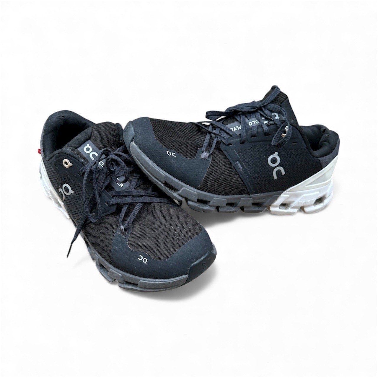 On Cloud Cloudflyer 4 Wide Black and White size 10.5 (Womens)