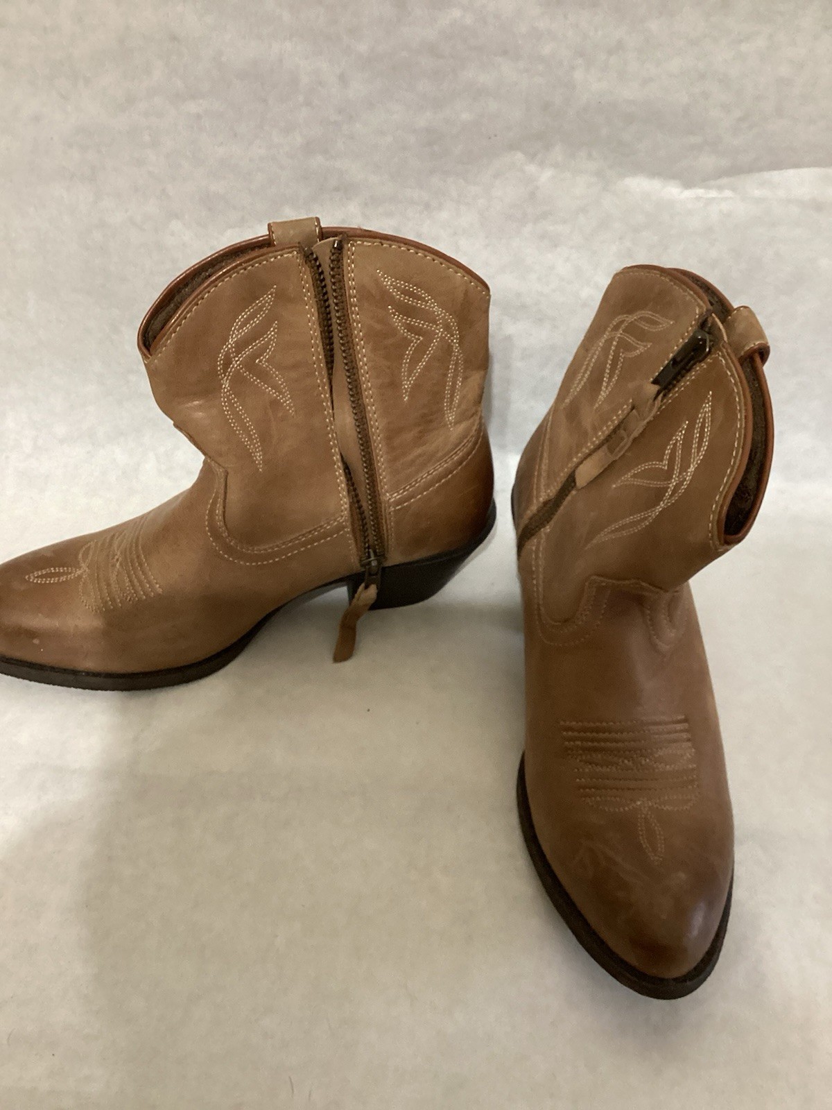Ariat Women’s Darlin Ankle Western Boots Brown Leather Size 9c Wide Zipper
