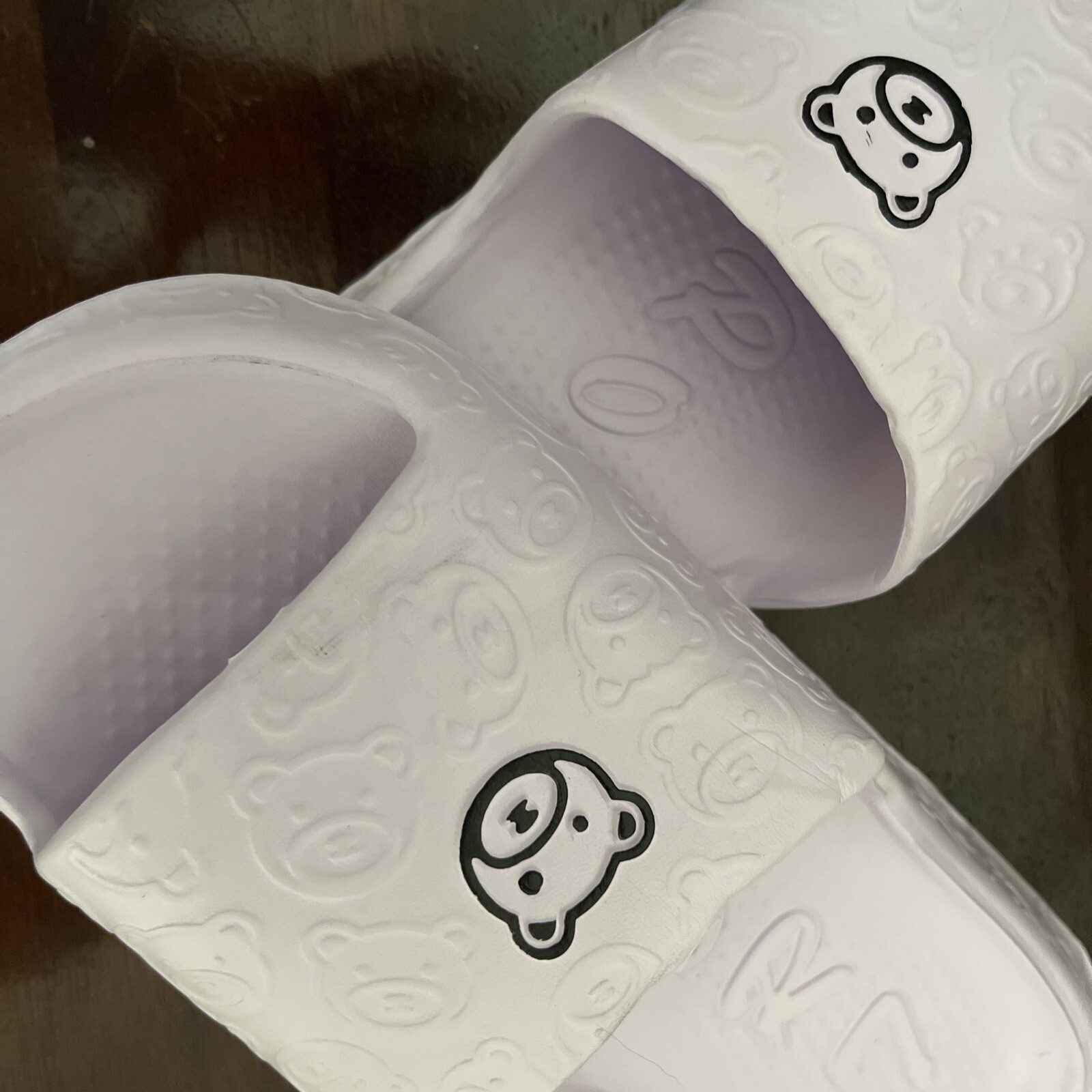 NEW CUTE BEAR PILLOW SLIDES LAVENDER SZ 9-10 GARDEN BATHROOM SHOES NIB USA