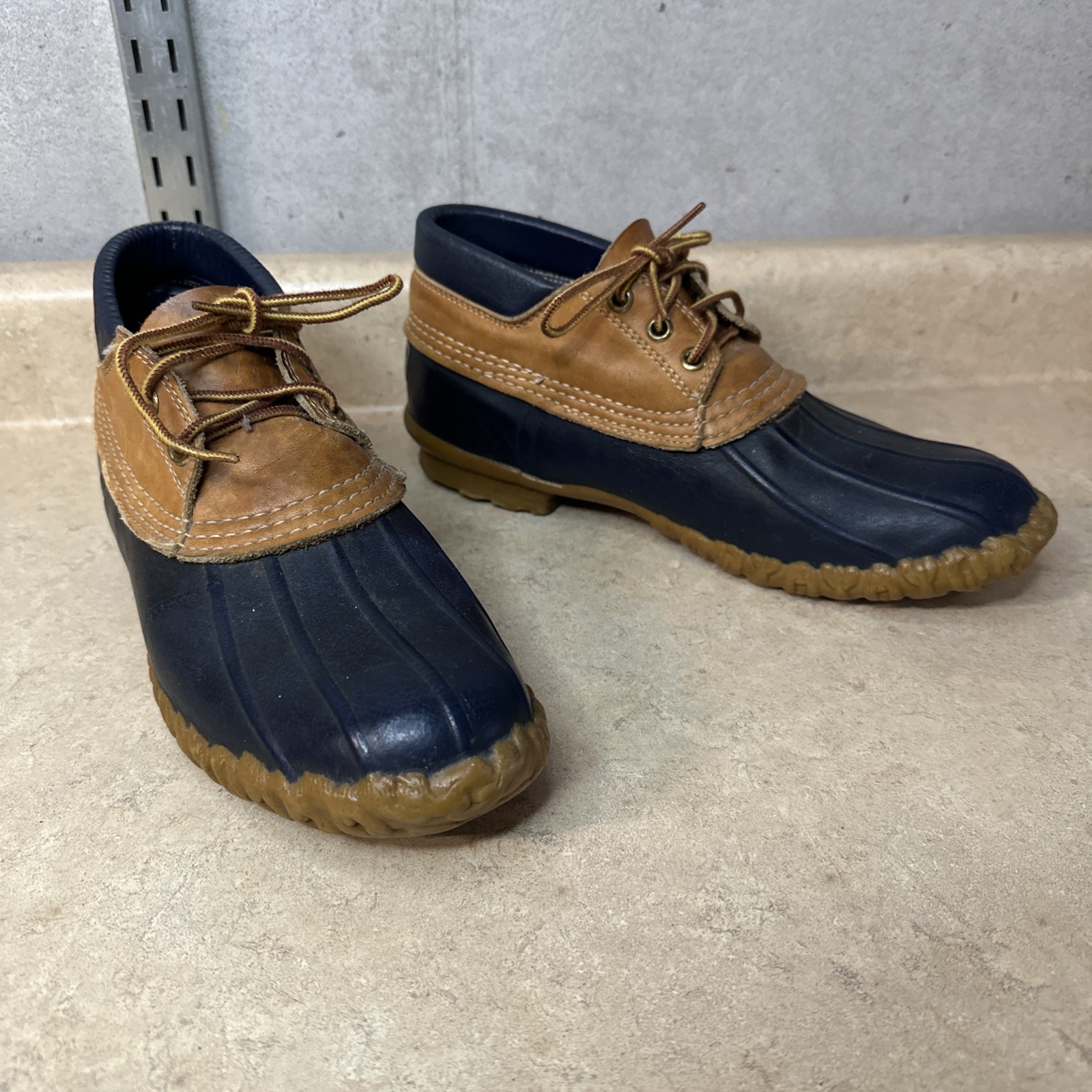 VTG LL Bean Maine Shoe Womens Blue Rubber Brown Leather Ankle Duck Boots Size L9