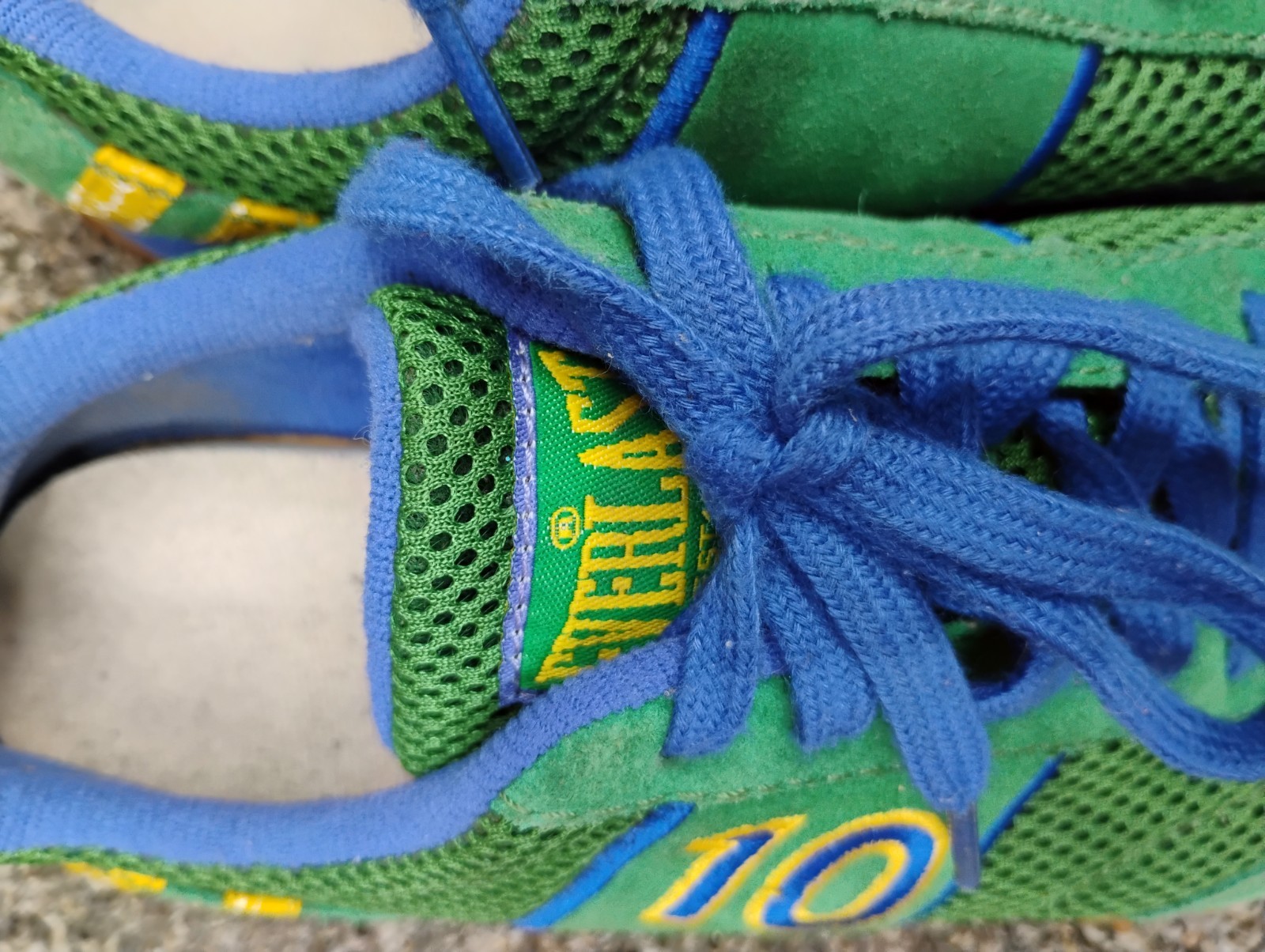 Vintage Everlast Bronx NY #10 Brazil Pele Colorway Training Shoes Women’s 6
