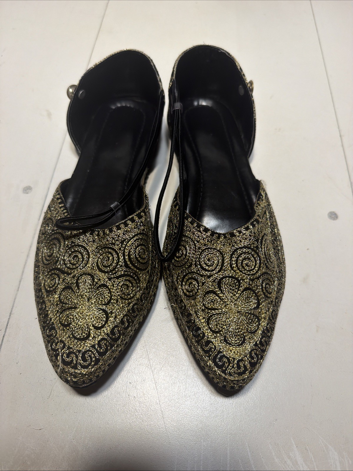 “Handmade Punjabi Jutti Women Black Gold Embroidered Khussa Bridal Flats Mojari”