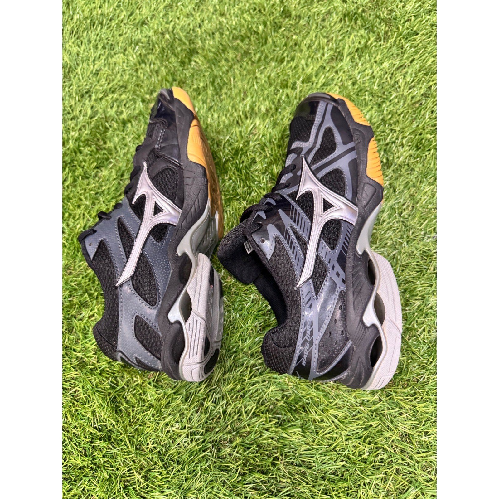Mizuno Wave Bolt 4 Volleyball Shoes Women Size 9 Black Excellent V1GC156003
