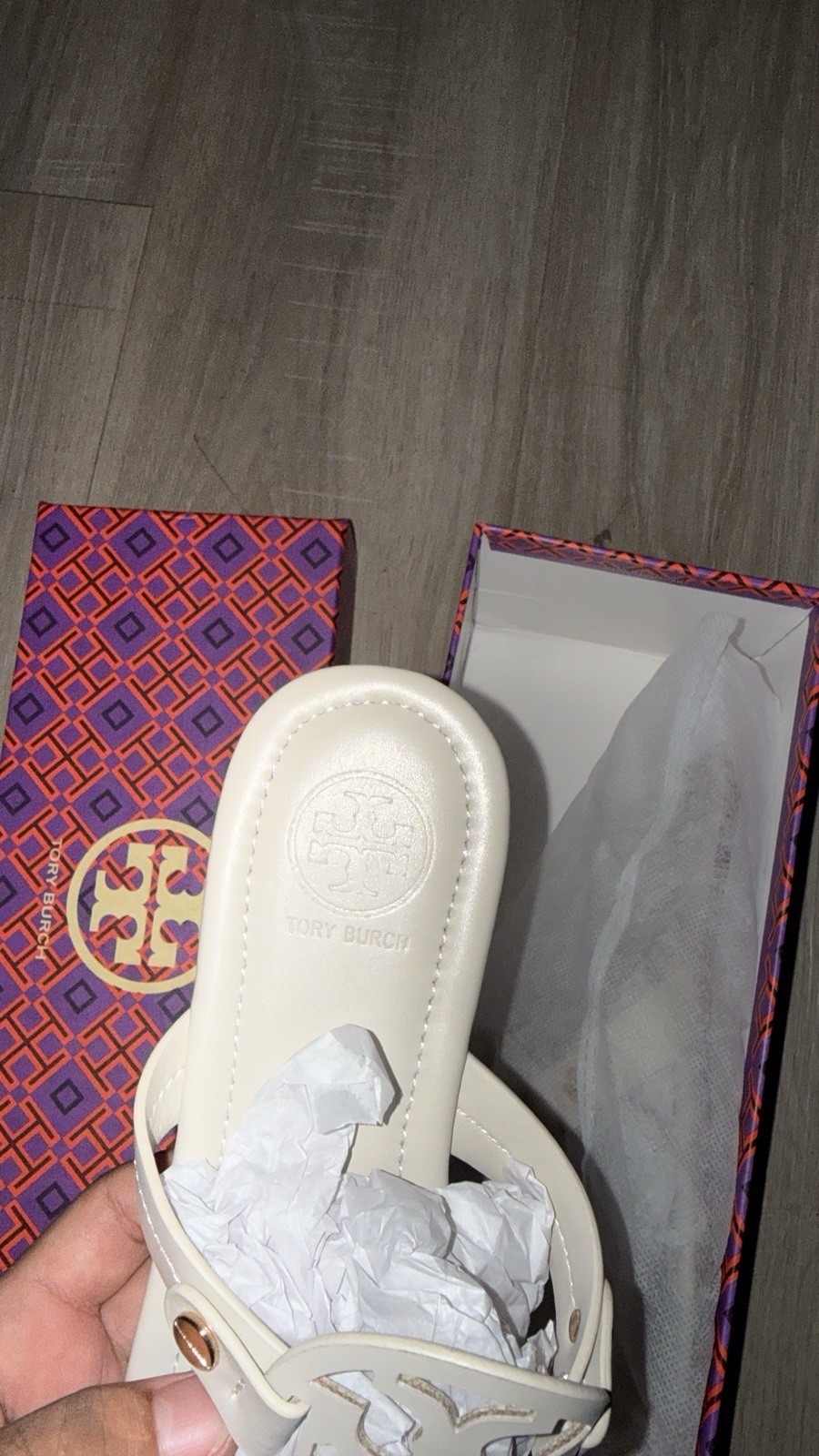 Tory Burch Women’s White Leather Logo Thong SlipOn Sandals 6.5 New Box QT 1.1