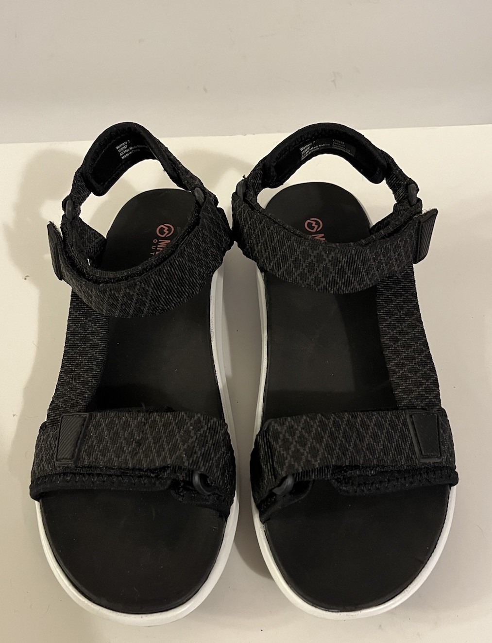 Magellan Outdoors Adjustable Strap Sandals Water Resistant Size US 7 M Black
