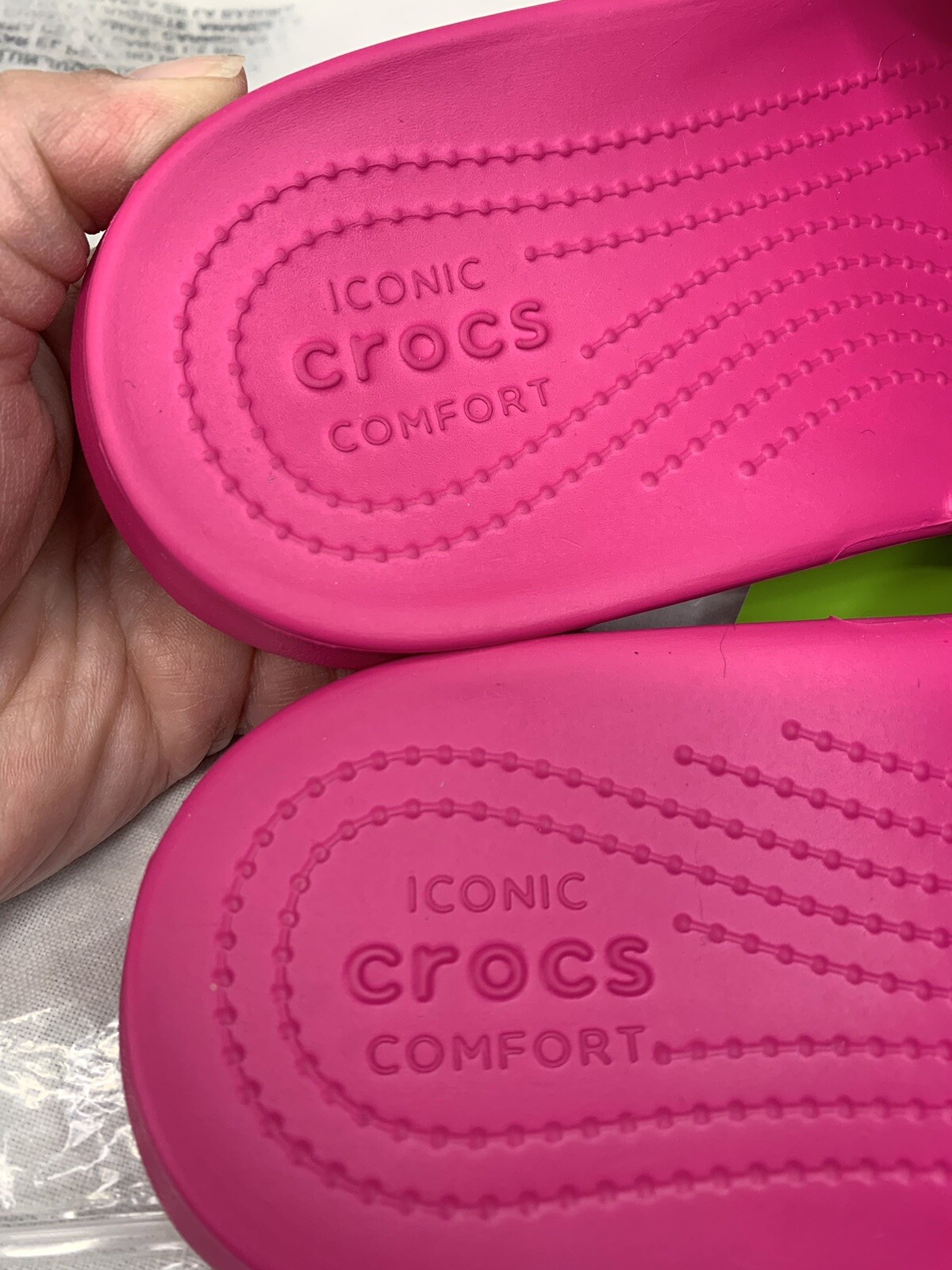 Crocs Classic Slide Sandals Candy Pink Size M6/ W8 Standard Fit NWT