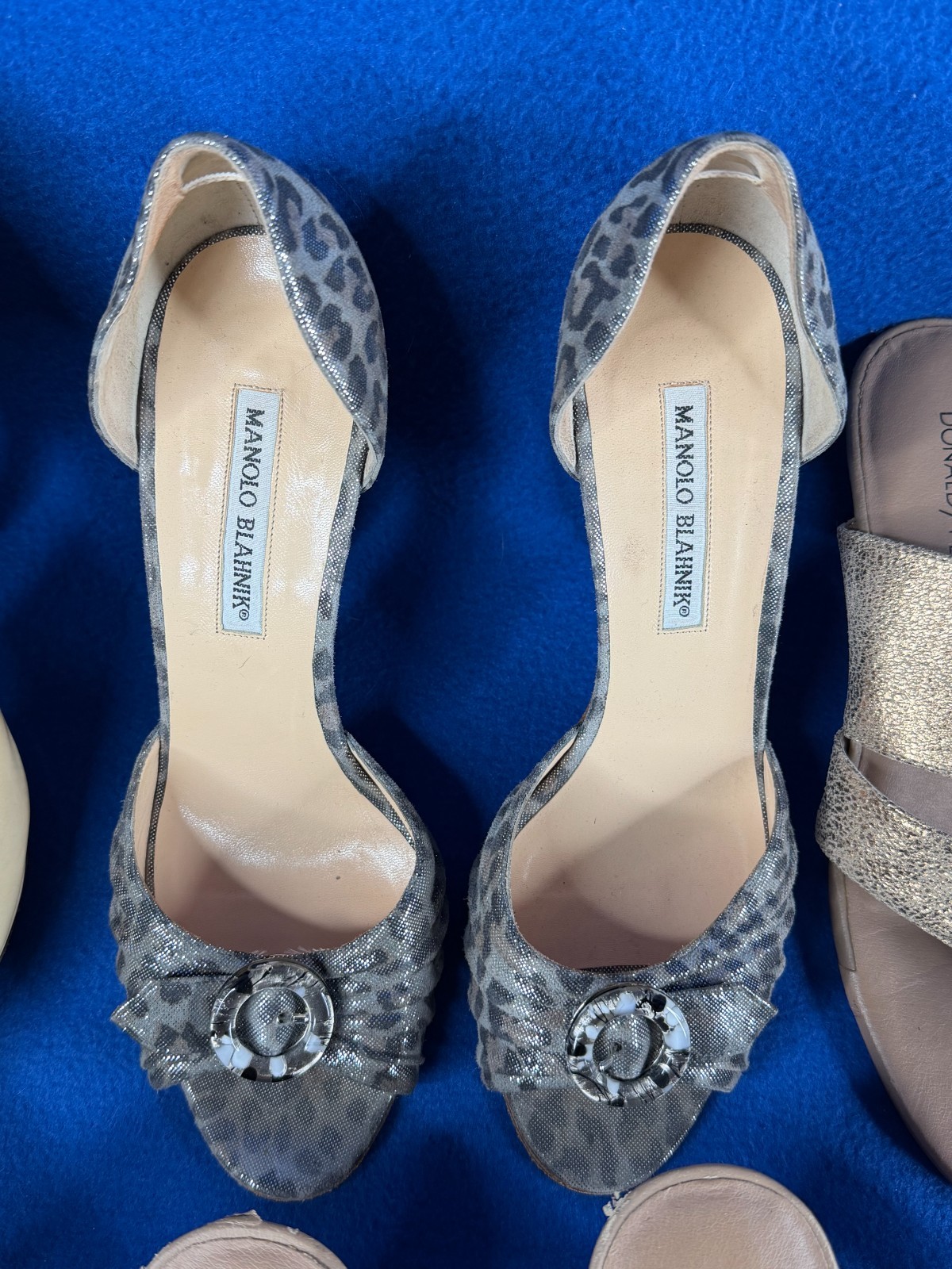 SIZE 8-8 1/2 LOT OF 8 PAIRS OF WOMENS SHOES INCLUDING DIOR & OTHER BRANDS